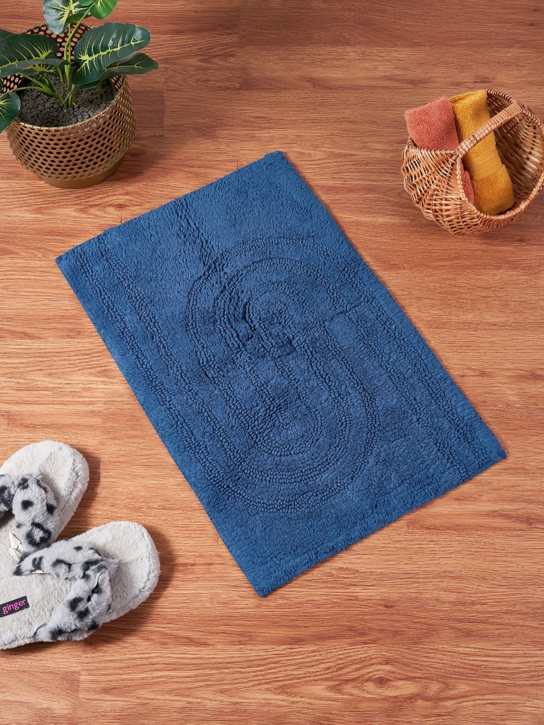 

Living scapes by Pantaloons Blue Textured Cotton 1800 GSM Bath Rug