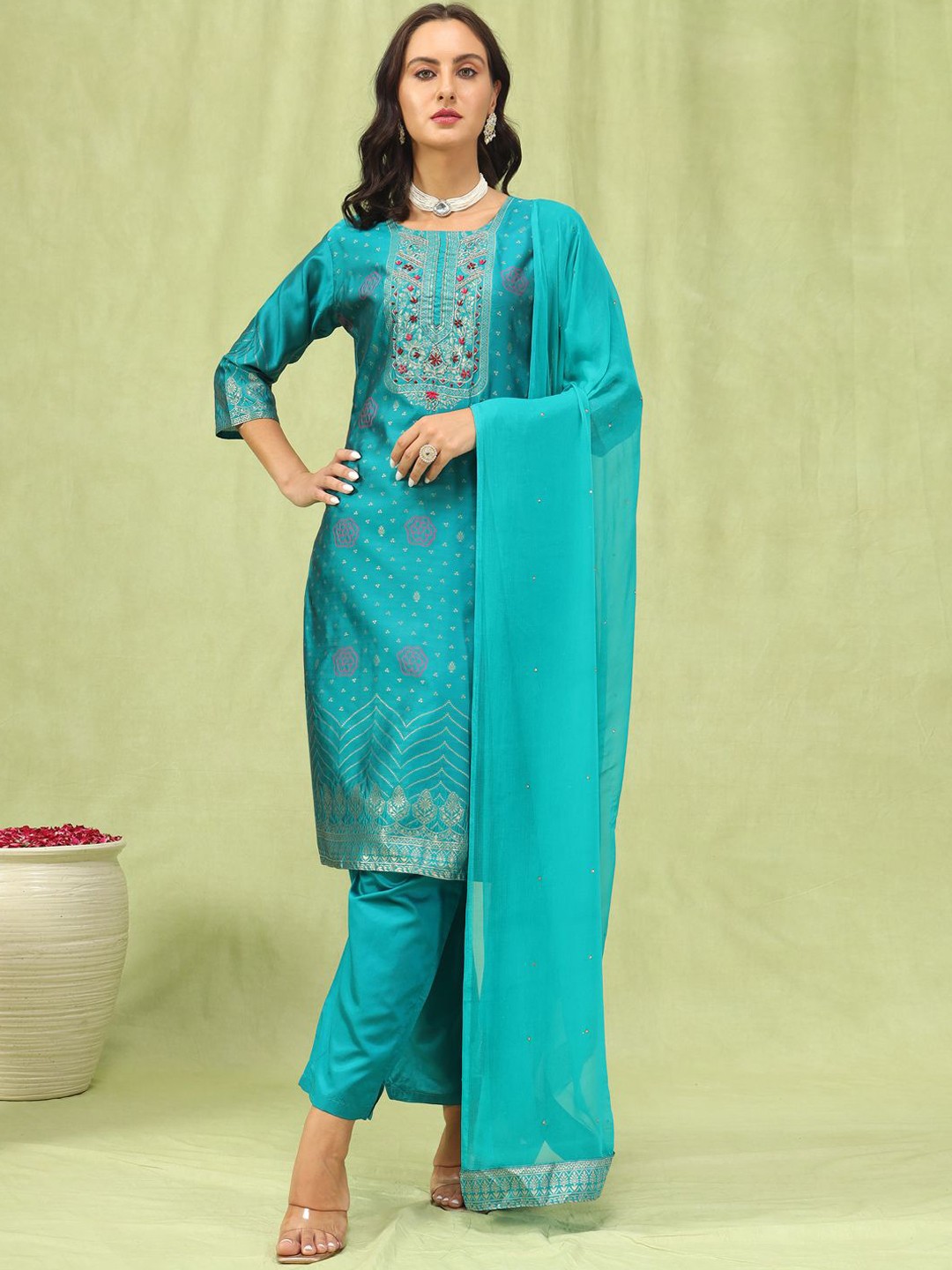 

VredeVogel Floral Printed Thread Work Cotton Silk Straight Kurta With Trousers & Dupatta, Green
