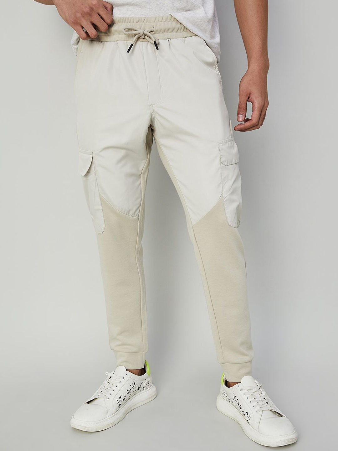 

Bossini Men Colourblocked Cargo Track Pants, Beige