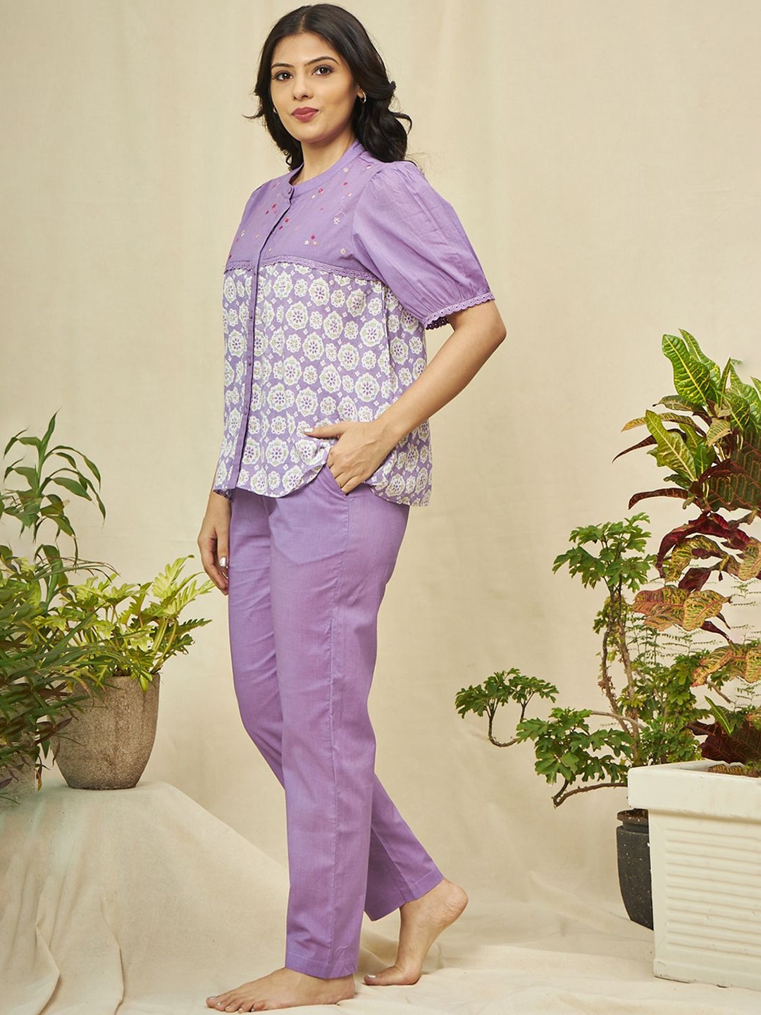 

July Women Embroidered Pure Cotton Night suit, Purple