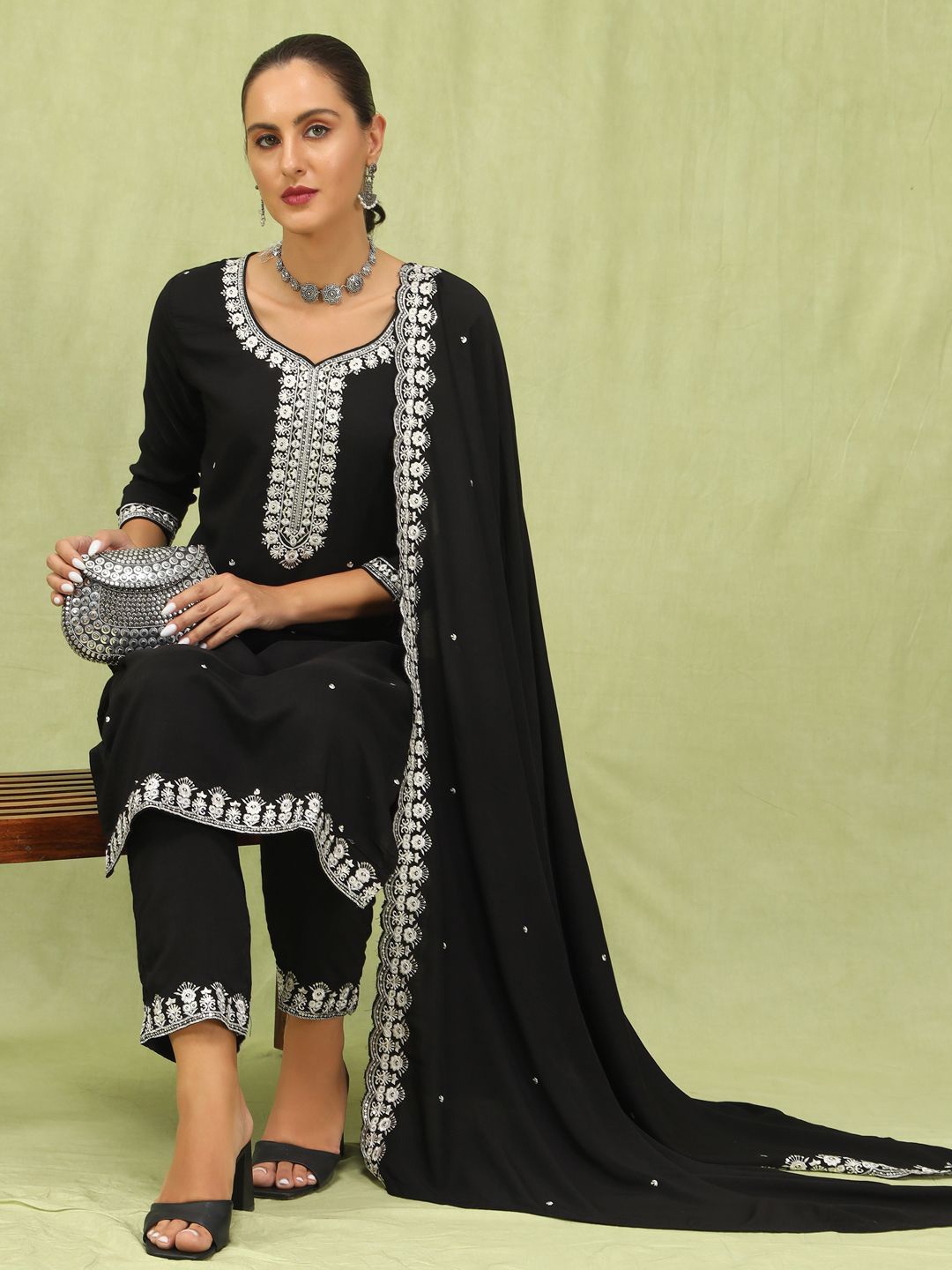 

VredeVogel Floral Embroidered Thread Work Straight Kurta With Trousers & Dupatta, Black