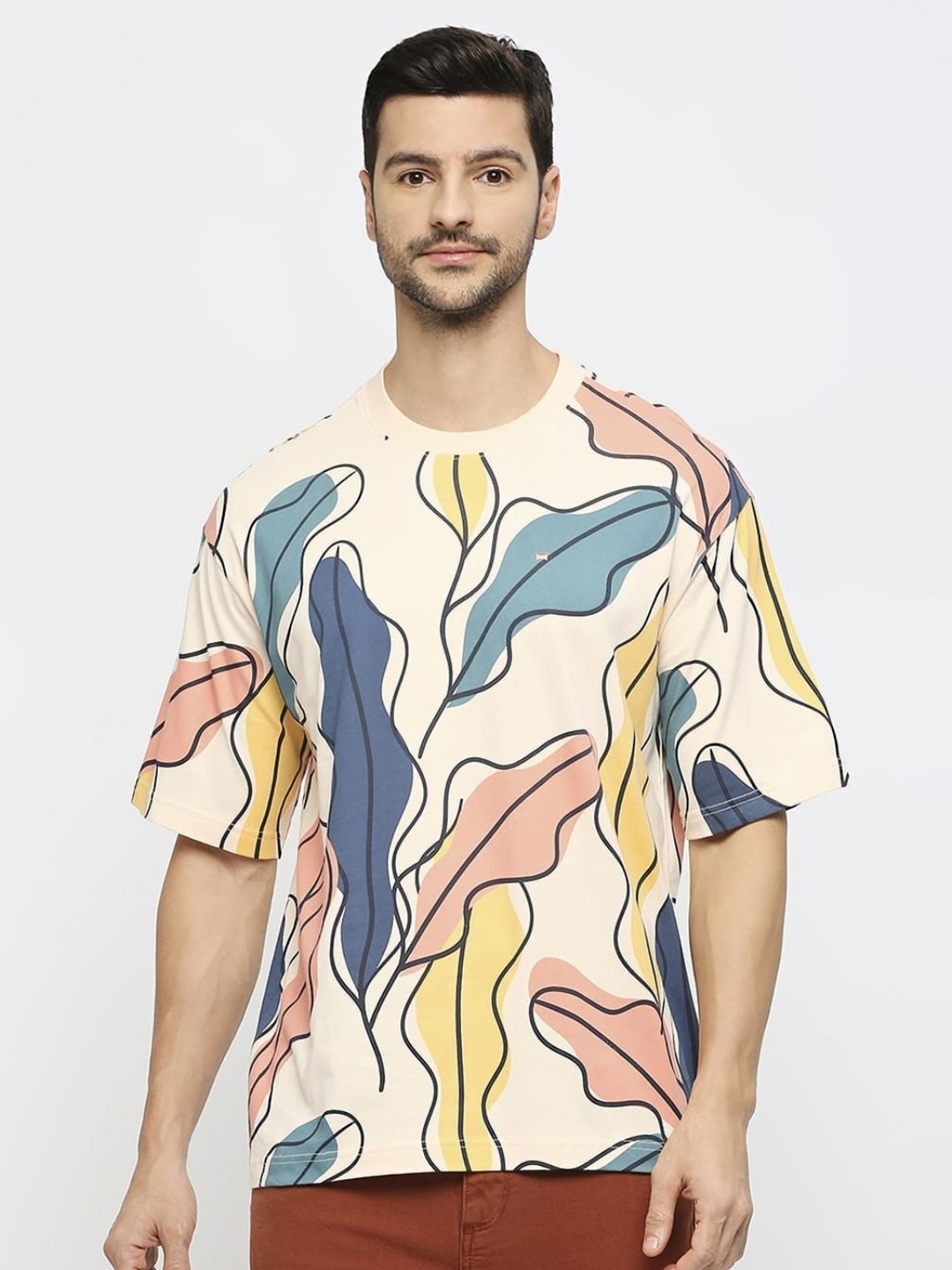 

Basics Men Abstract Printed Round Neck Cotton Slim Fit T-shirt, Peach