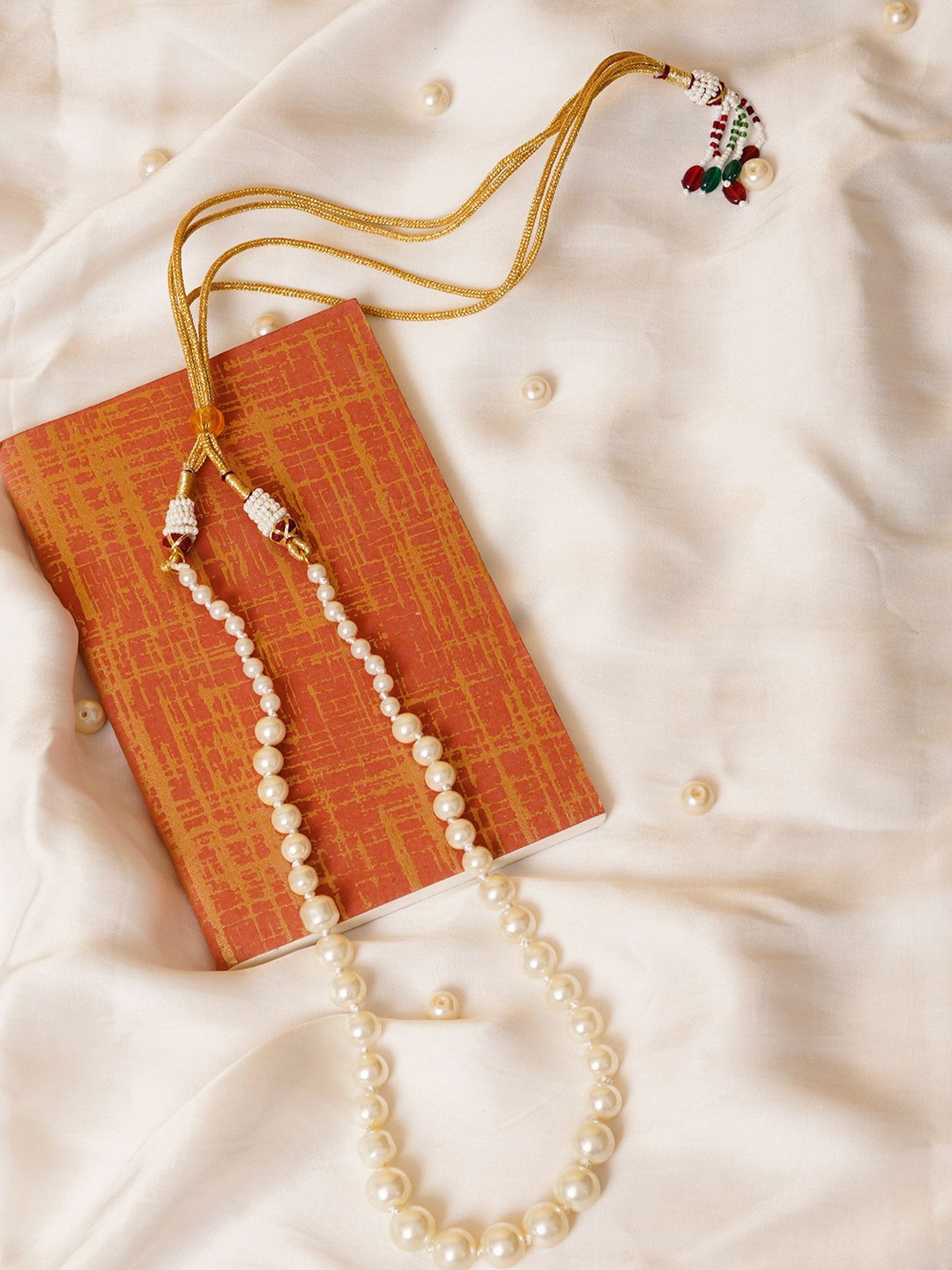 

Unnati Silks Artificial Pearls Beaded Necklace, White