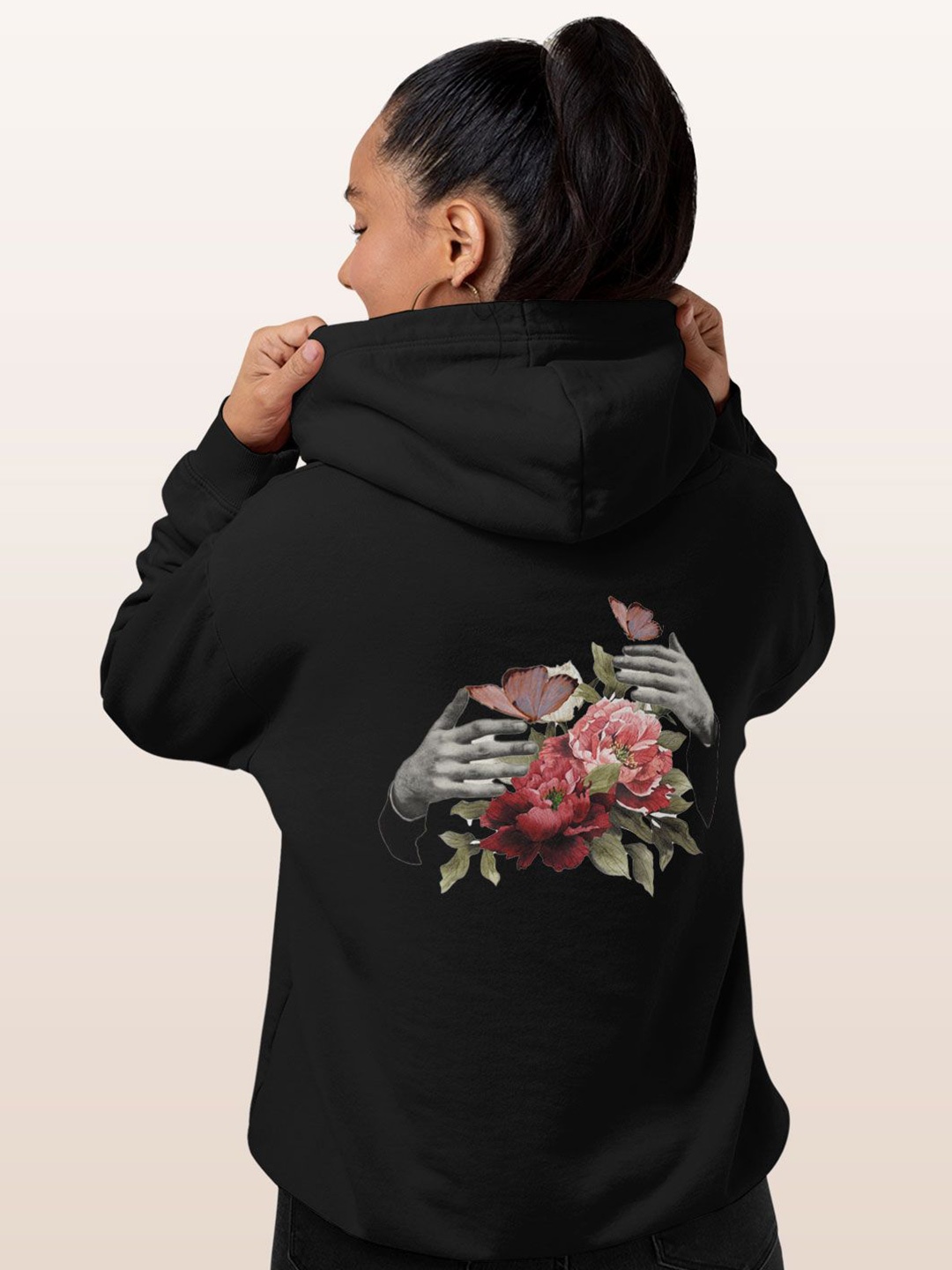 

macmerise Women Printed Hooded Sweatshirt, Black