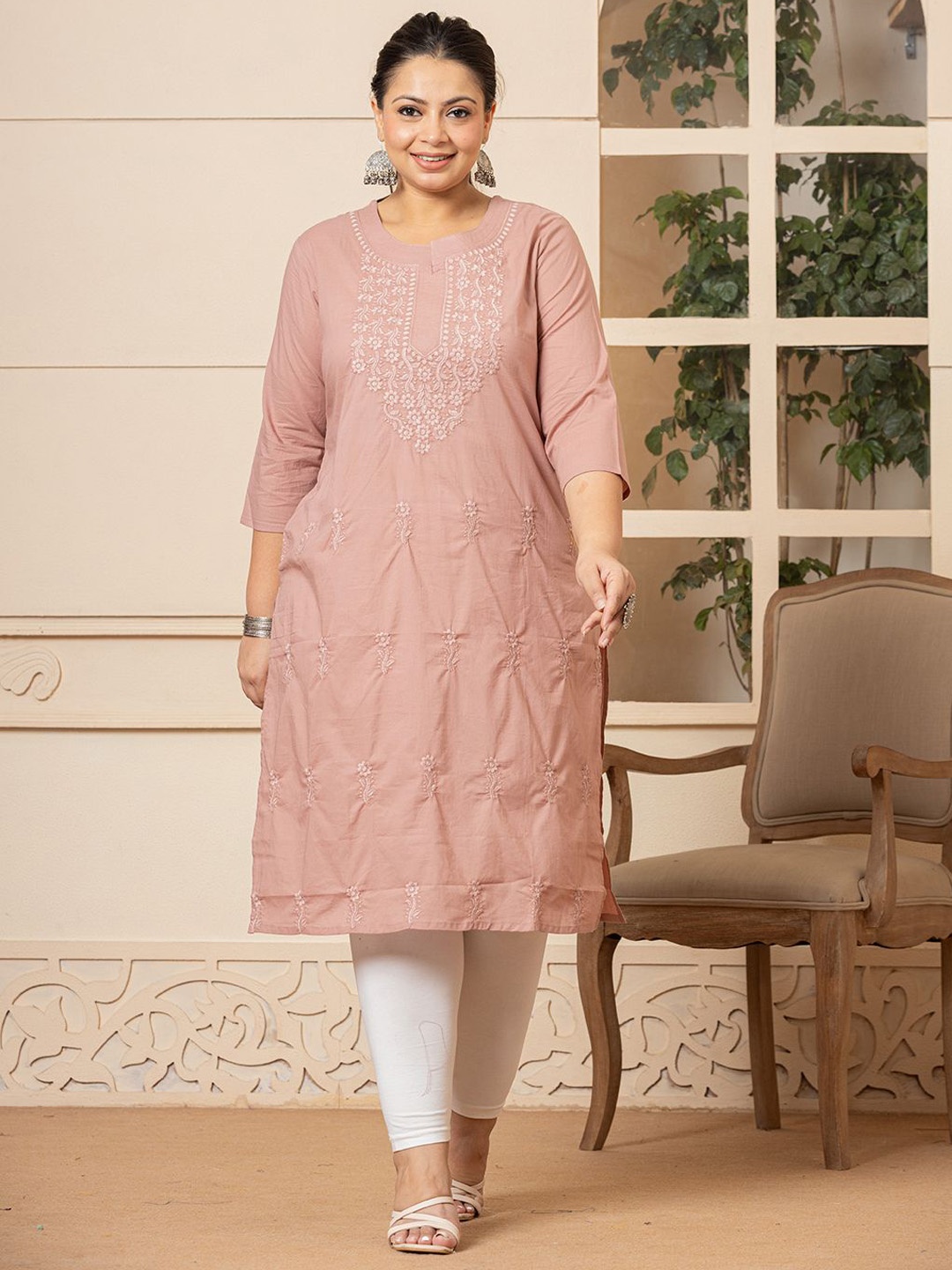 

Yufta Plus Size Floral Embroidered Notch Neck Pure Cotton Straight Kurta, Mauve