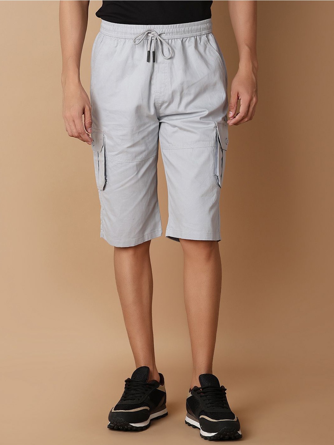 

V-Mart Men Mid-Rise Cargo Shorts, Grey