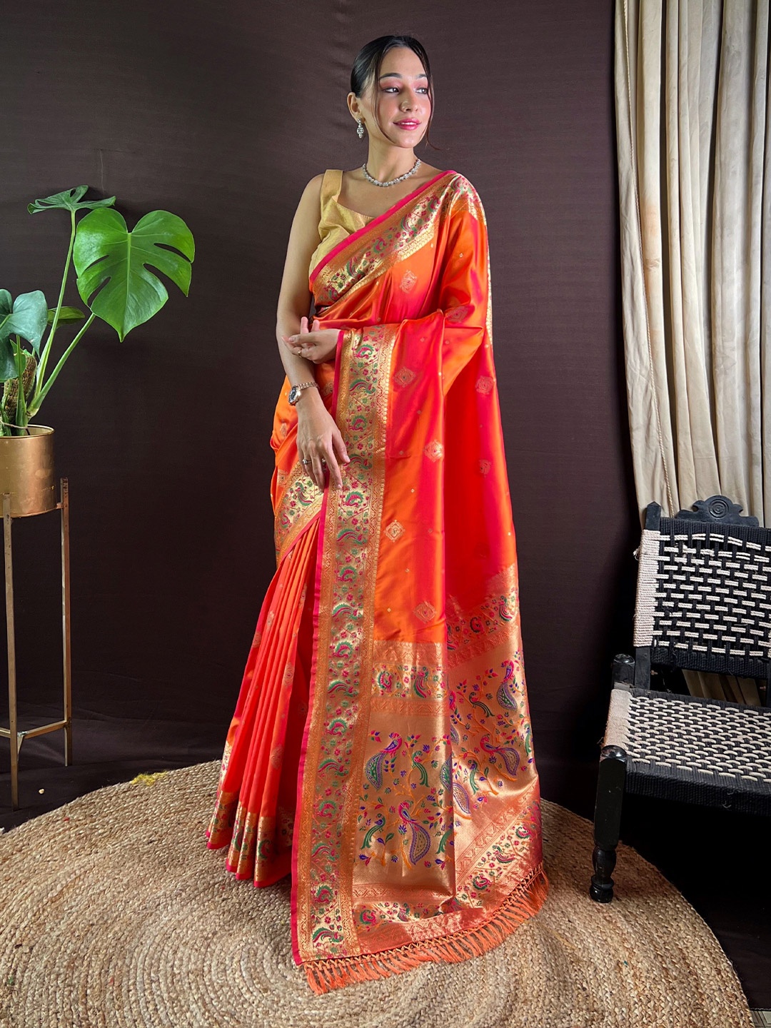 

HEER FASHION Woven Design Zari Silk Blend Designer Paithani Saree, Orange