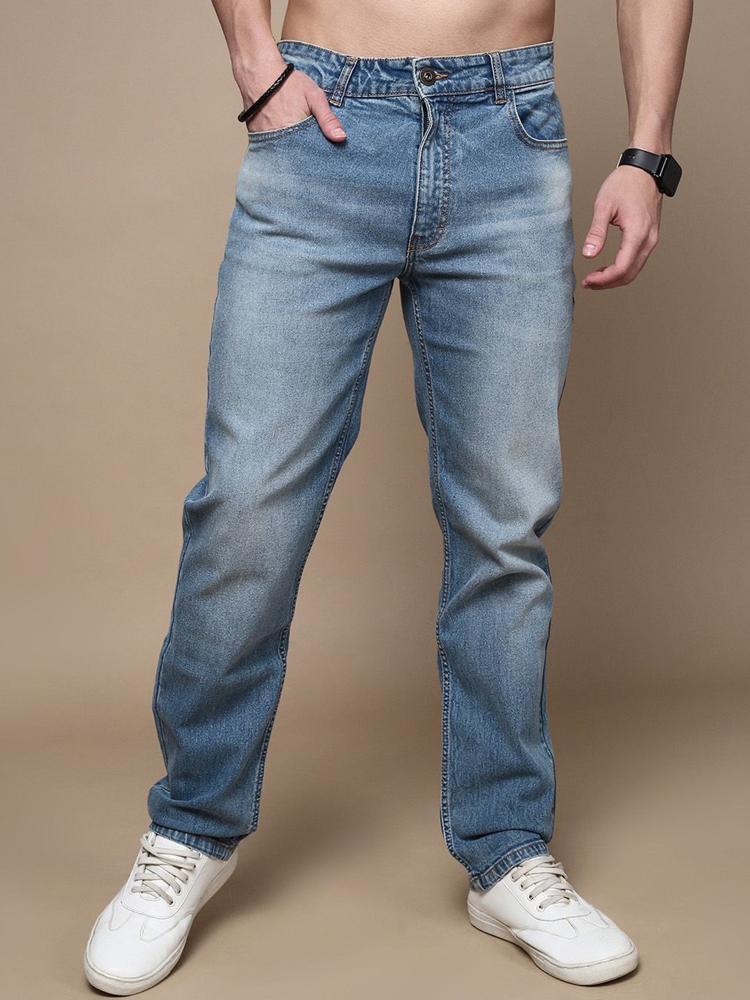 

The Roadster Lifestyle Co Men Low-Rise Light Faded Stretchable Jeans, Blue