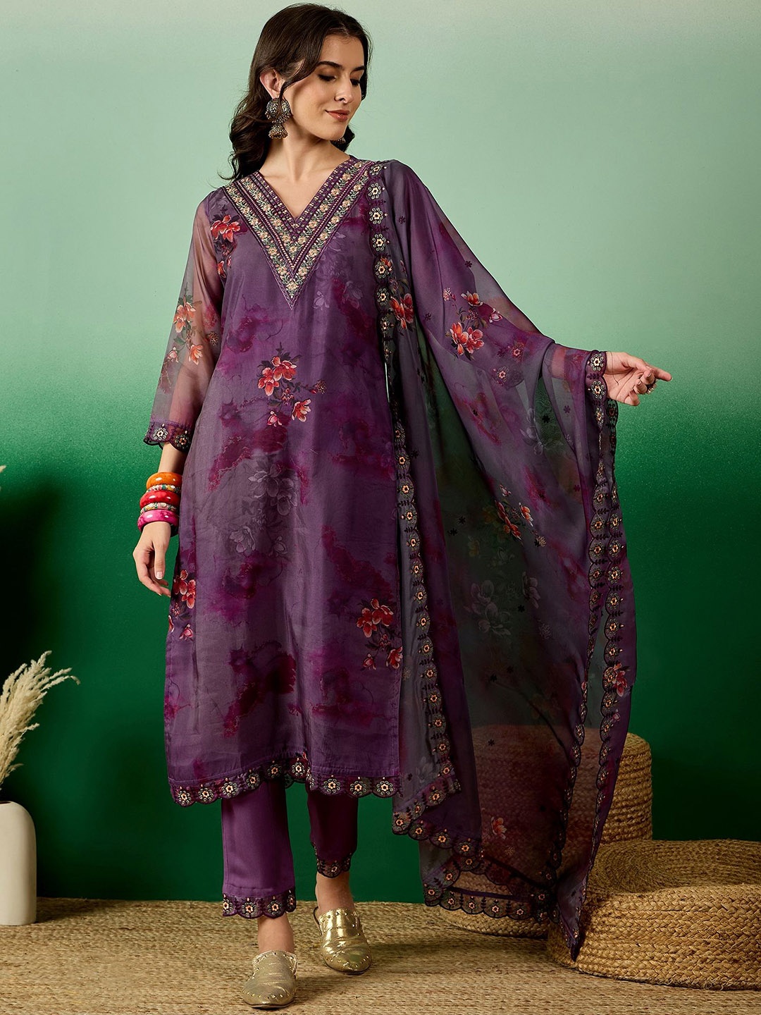 

KAVINDI Floral Printed Thread Work Straight Kurta with Trousers & Dupatta, Purple