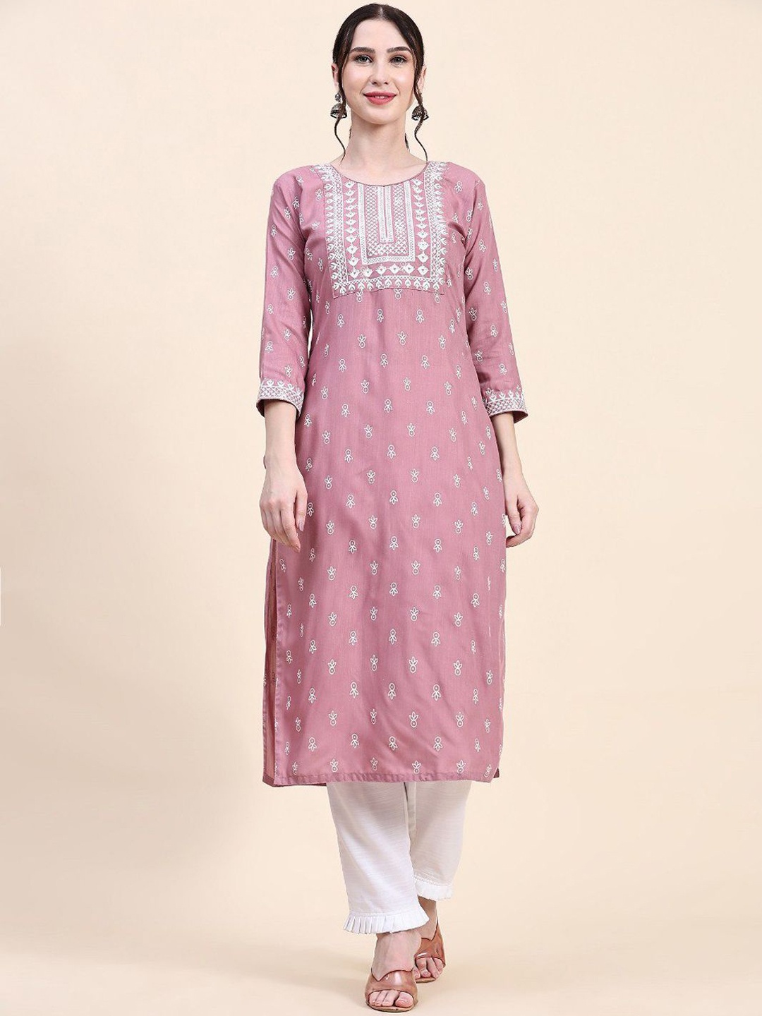 

Siya Fashion Ethnic Motifs Printed Sequinned Straight Kurta With Palazzo, Pink