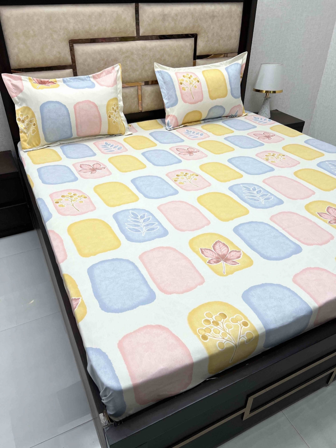 

Pure Decor Queen Size Double Bed Bedsheet With 2 Pillow Covers 2.28m X 2.54m, Yellow