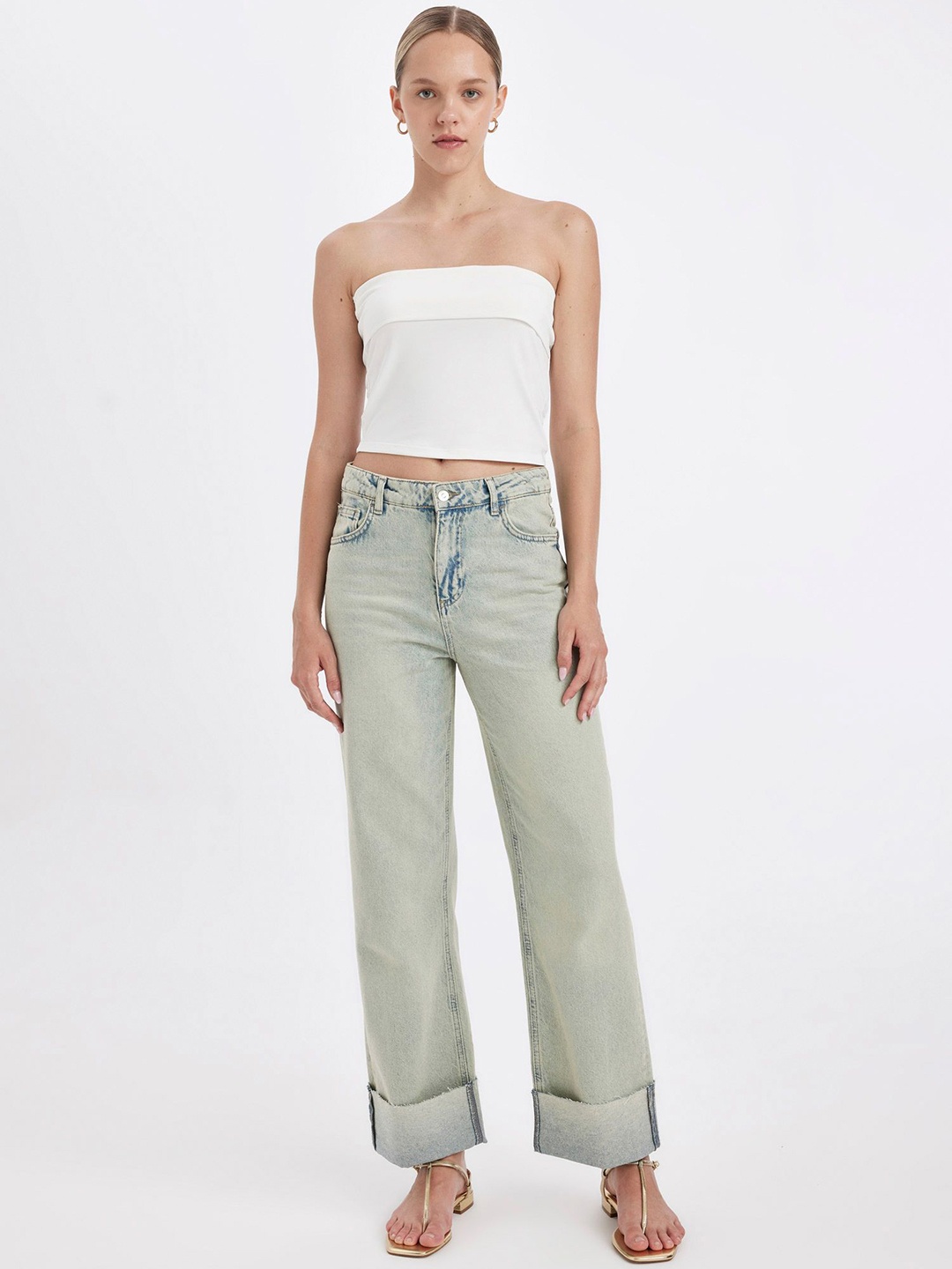 

DeFacto Women Straight Fit Trousers, Off white