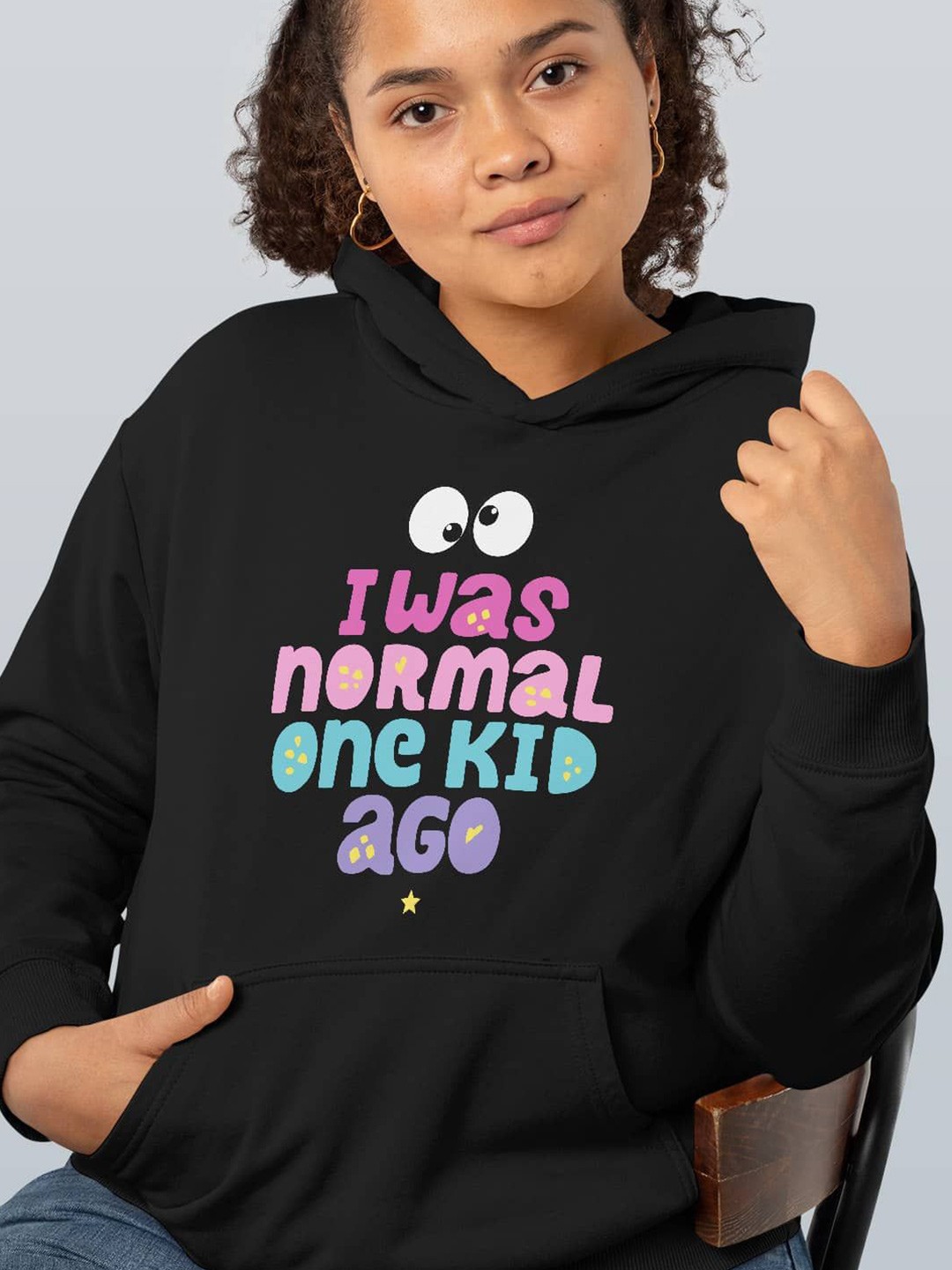 

macmerise Women Printed Hooded Sweatshirt, Black
