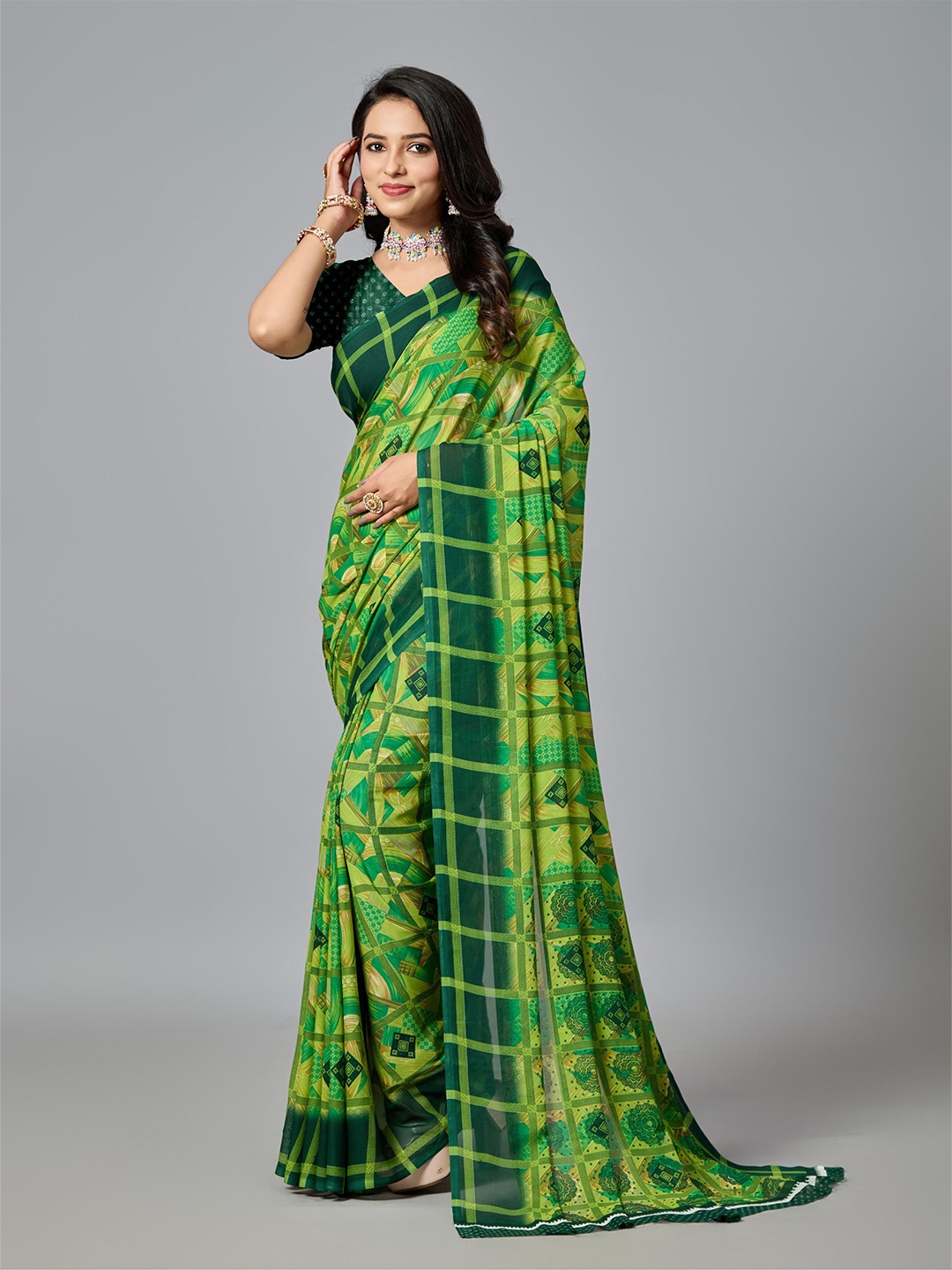 

VIRICA Women Printed Soft Saree With Blouse Piece, Green