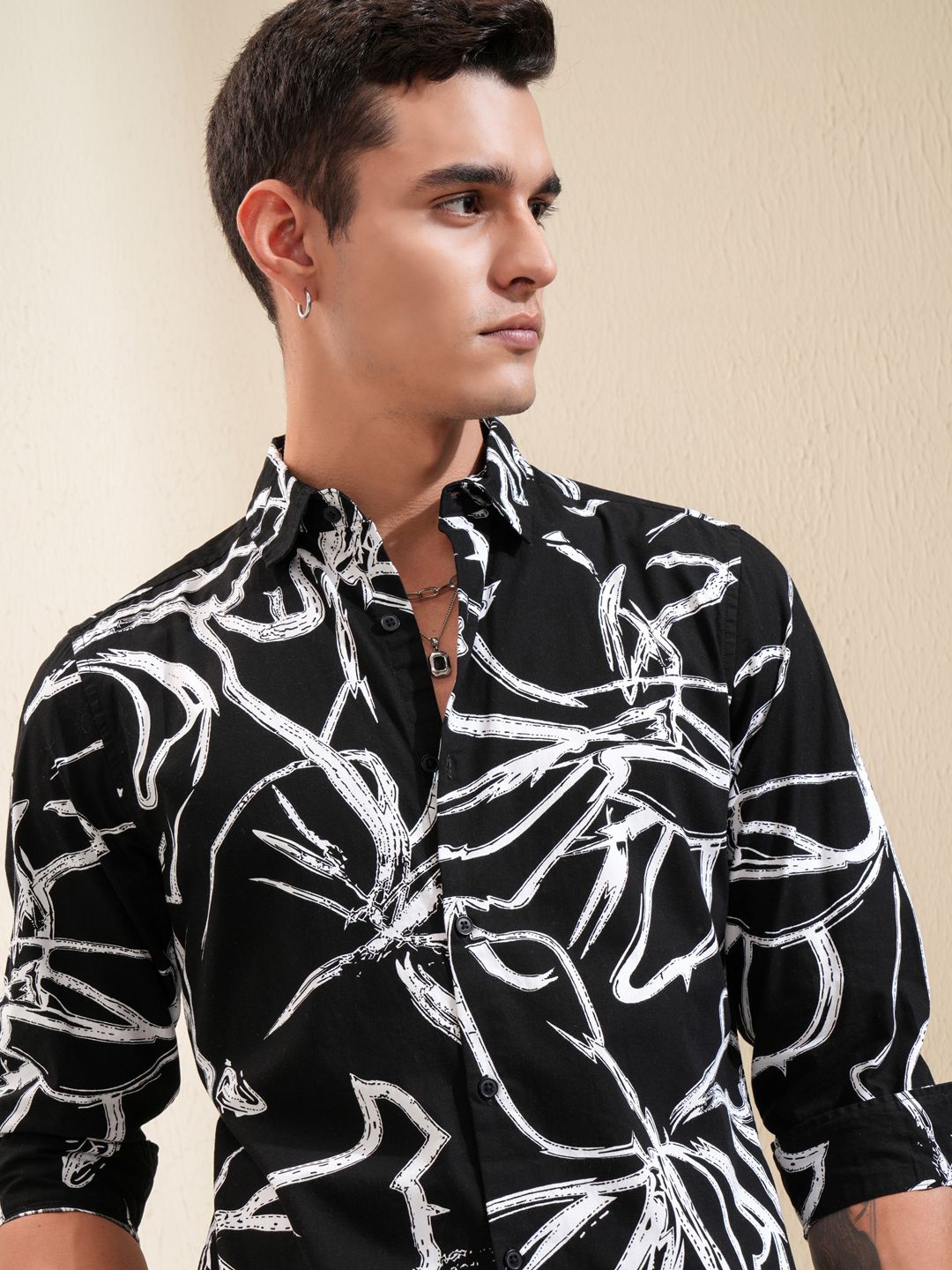 

KETCH Men Regular Fit Printed Casual Shirt, Black