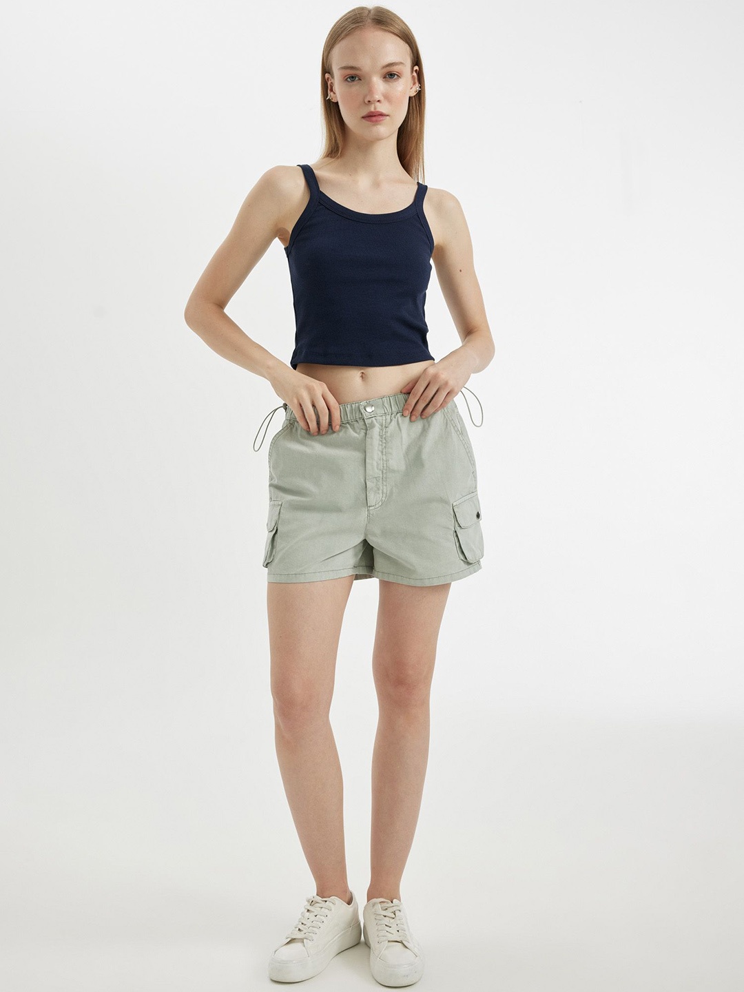 

DeFacto Women Regular Fit Mid-Rise Cotton Shorts, Green