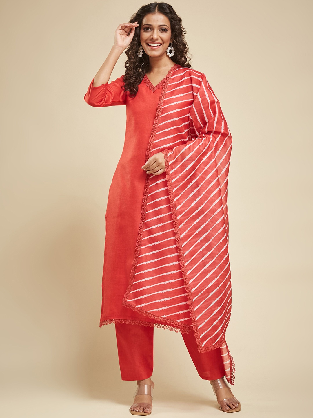 

CANIZZARO V-Neck Straight Kurta With Trouser & Dupatta, Red