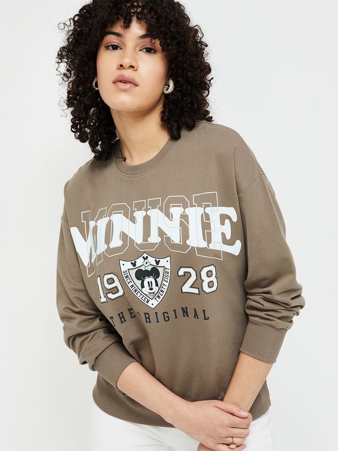

Ginger by Lifestyle Women Minnie Mouse Printed Sweatshirt, Beige