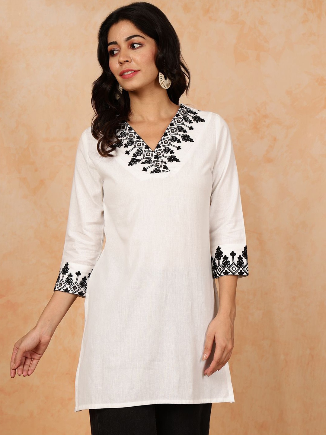 

antaran Print Cotton Longline Top, White