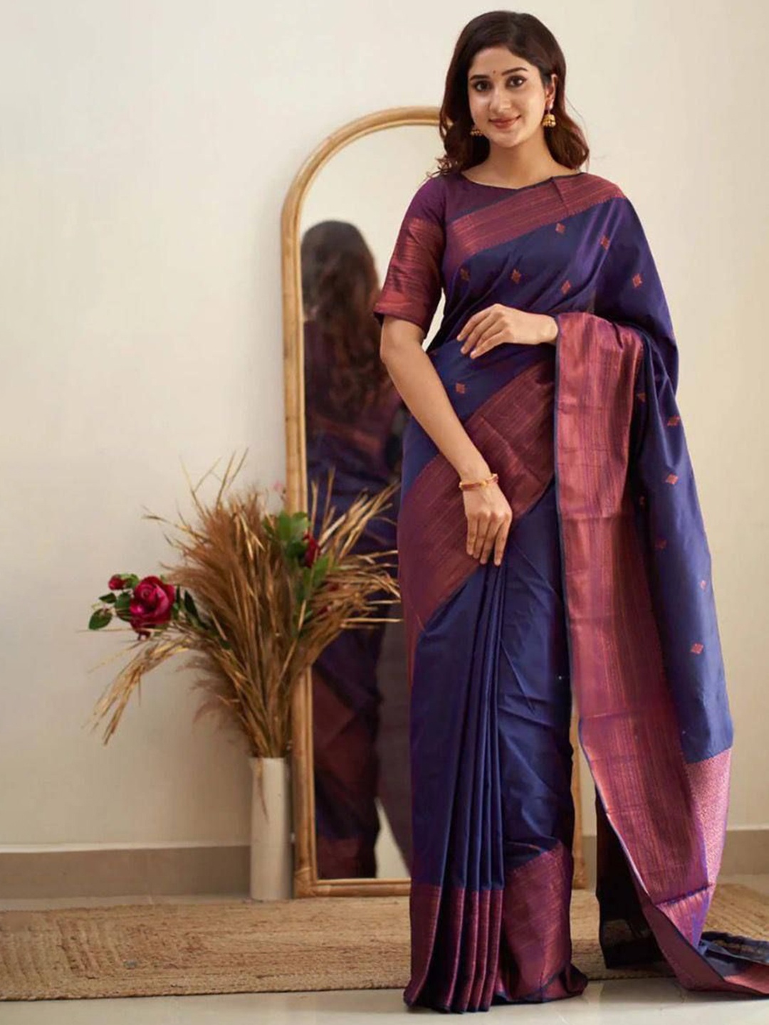 

Sitanjali Woven Design Ethnic Motif Zari Kanjeevaram Saree, Navy blue