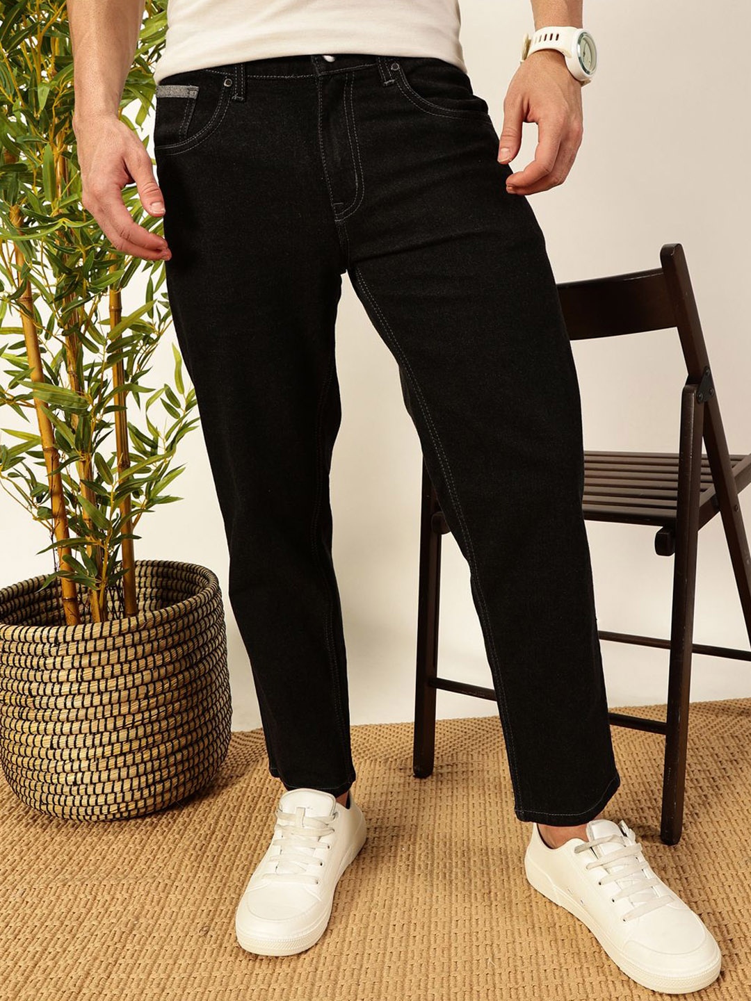 

Thomas Scott Men Solid Smart Tapered Fit Jeans, Black