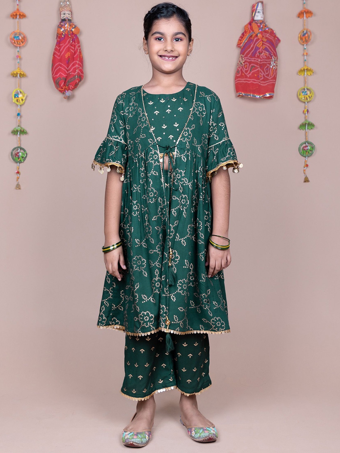 

KASYA Girls Ethnic Motifs Printed Regular Top with Palazzos, Green