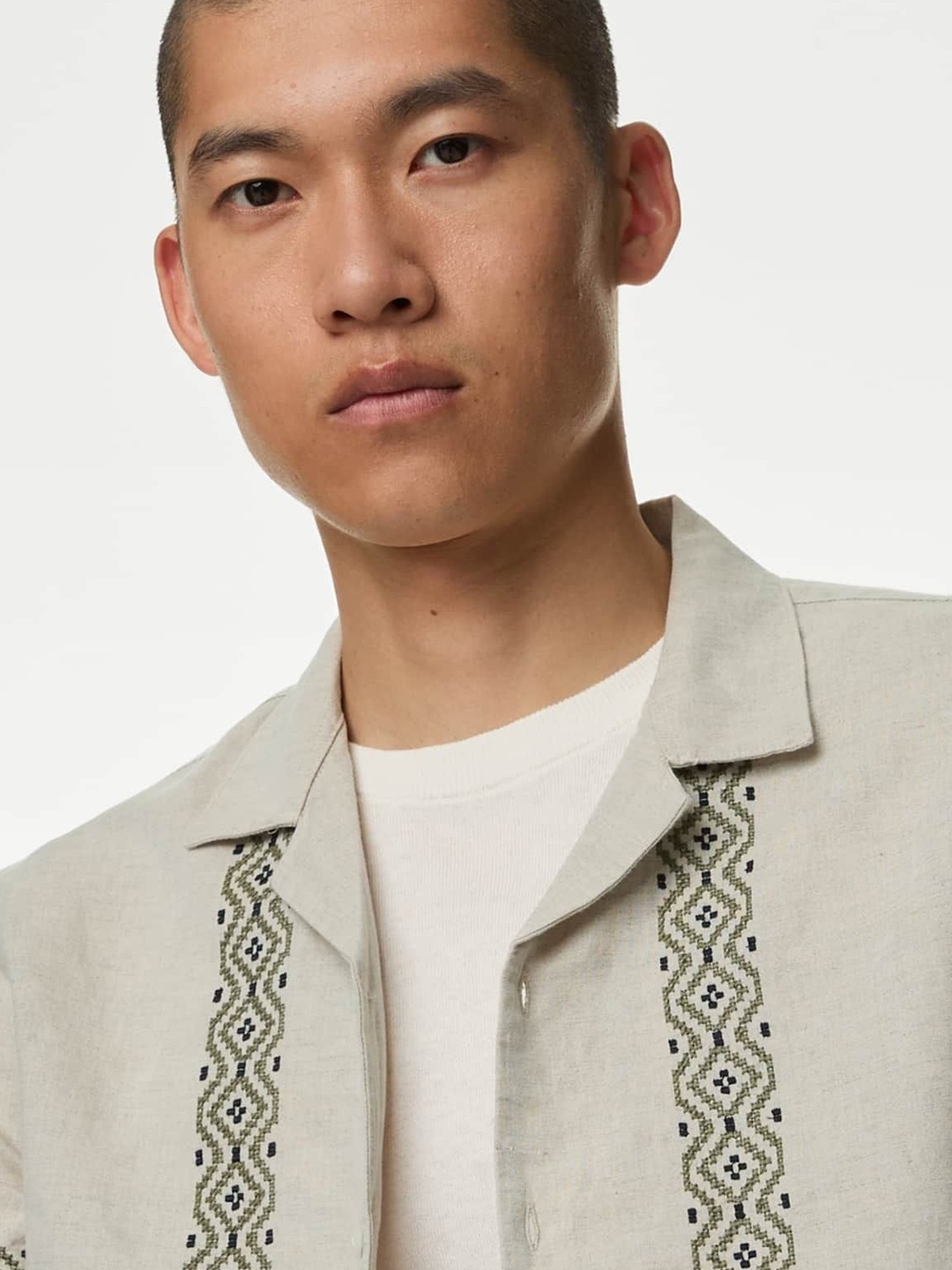 

Marks & Spencer Men Opaque Casual Shirt, Off white