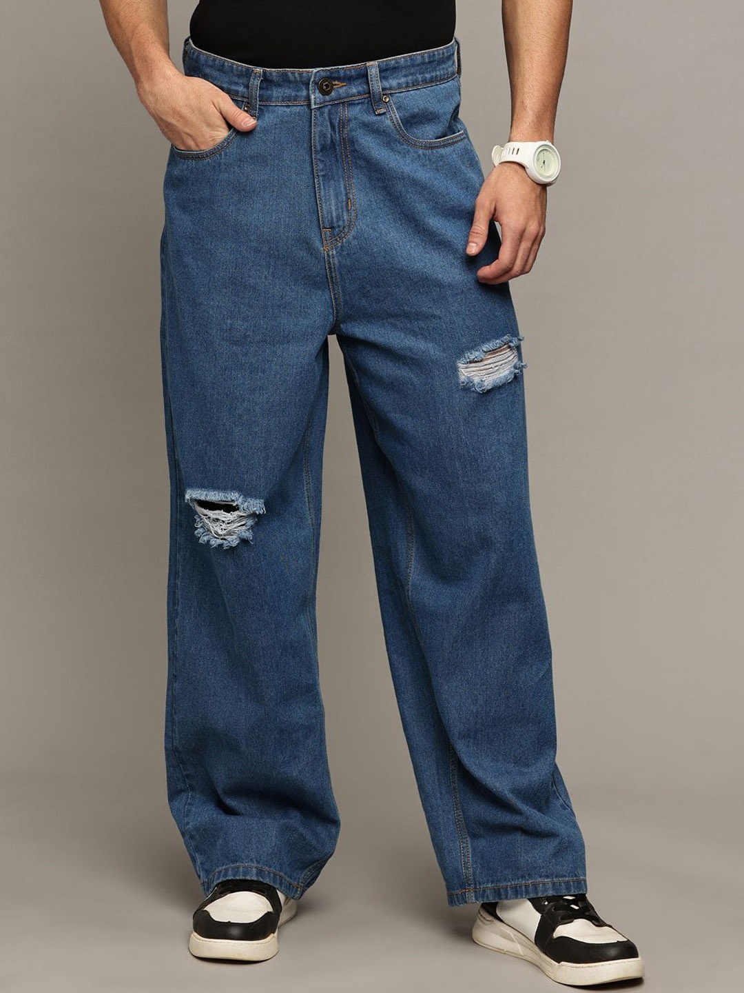 

The Roadster Lifestyle Co Men Relaxed Fit Highly Distressed Jeans, Blue