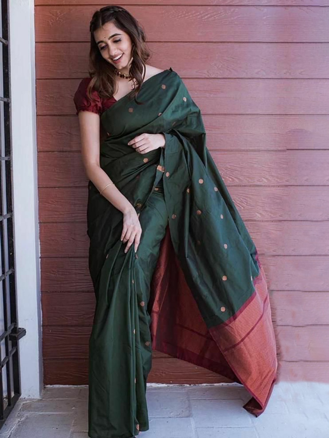 

Sitanjali Ethnic Motifs Zari Kanjeevaram Saree, Green