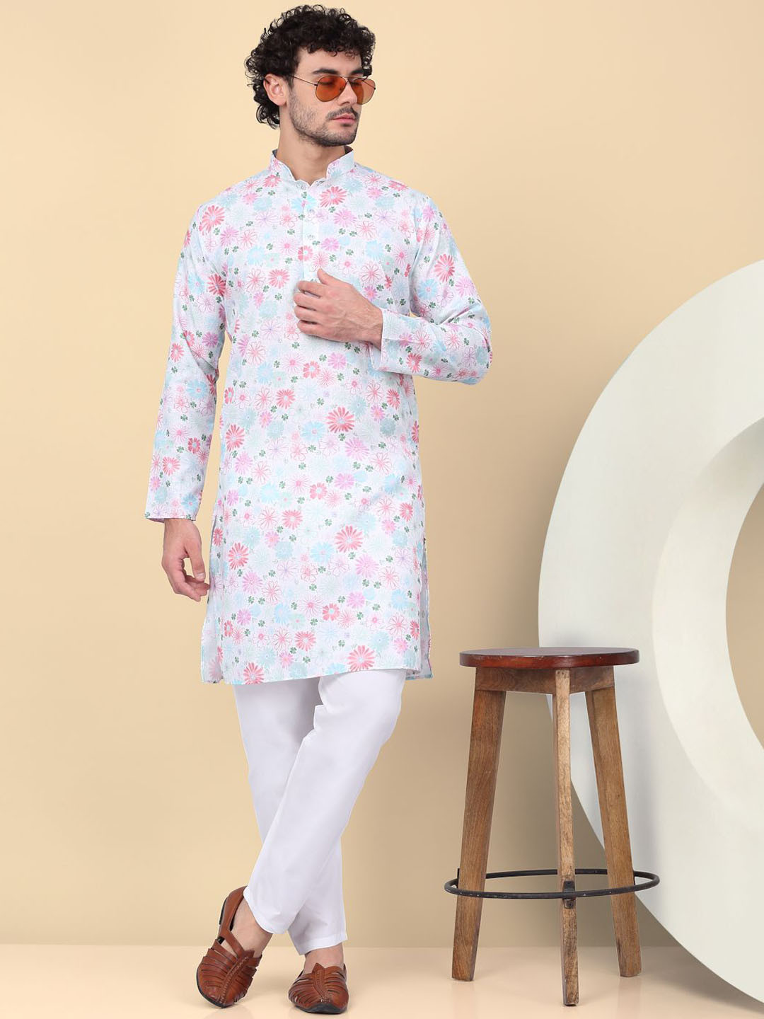 

KRAFT INDIA Floral Printed Mandarin Collar Linen Straight Kurta With Pyjamas, Cream