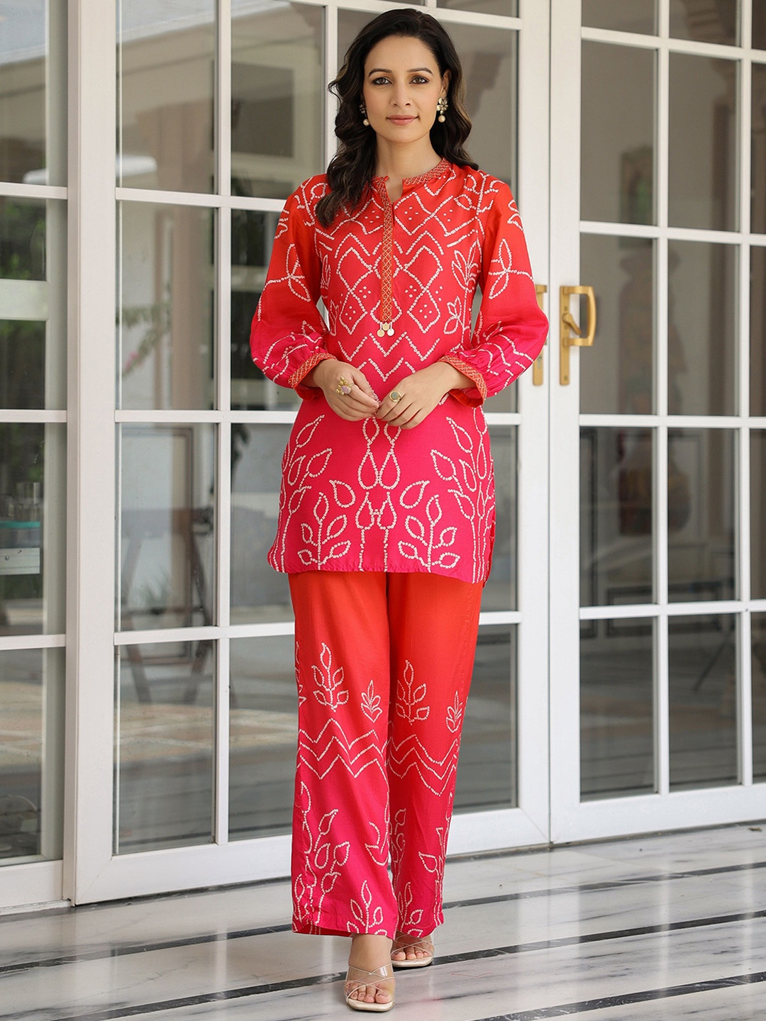 

FASHOR Bandhani Printed Embroidered Mandarin Collar Straight Fit Co-Ords, Pink