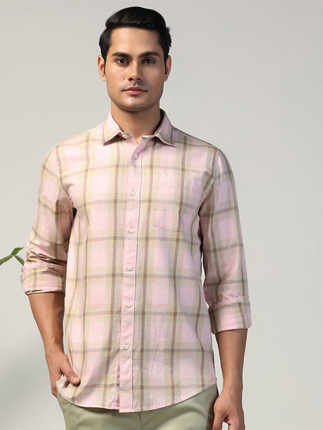 

Blackberrys Men Slim Fit Tartan Checks Opaque Checked Casual Shirt, Pink
