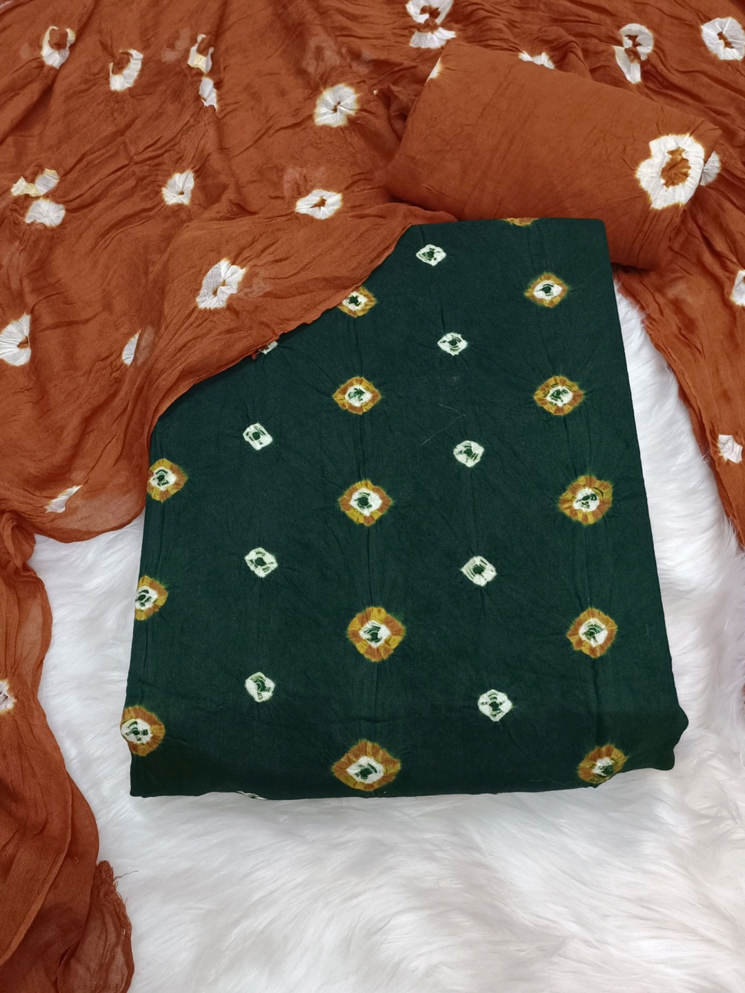 

Mitera Printed Pure Cotton Unstitched Dress Material, Green