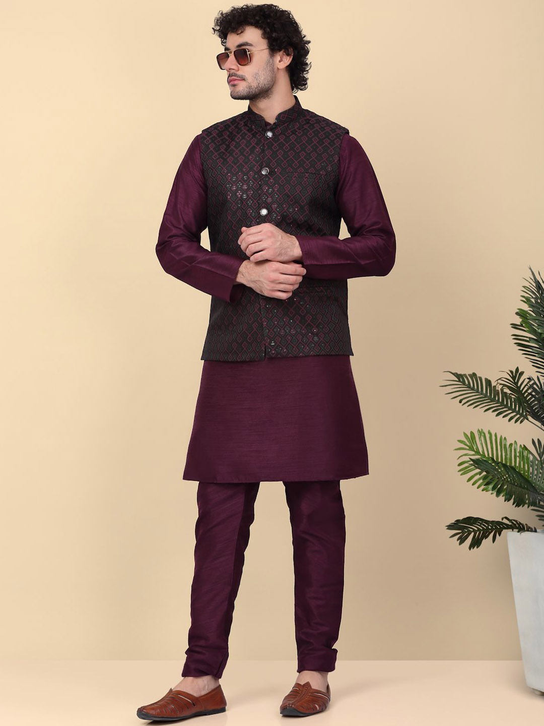 

KRAFT INDIA Sequinned Kurta with Churidar & Nehru Jacket, Purple