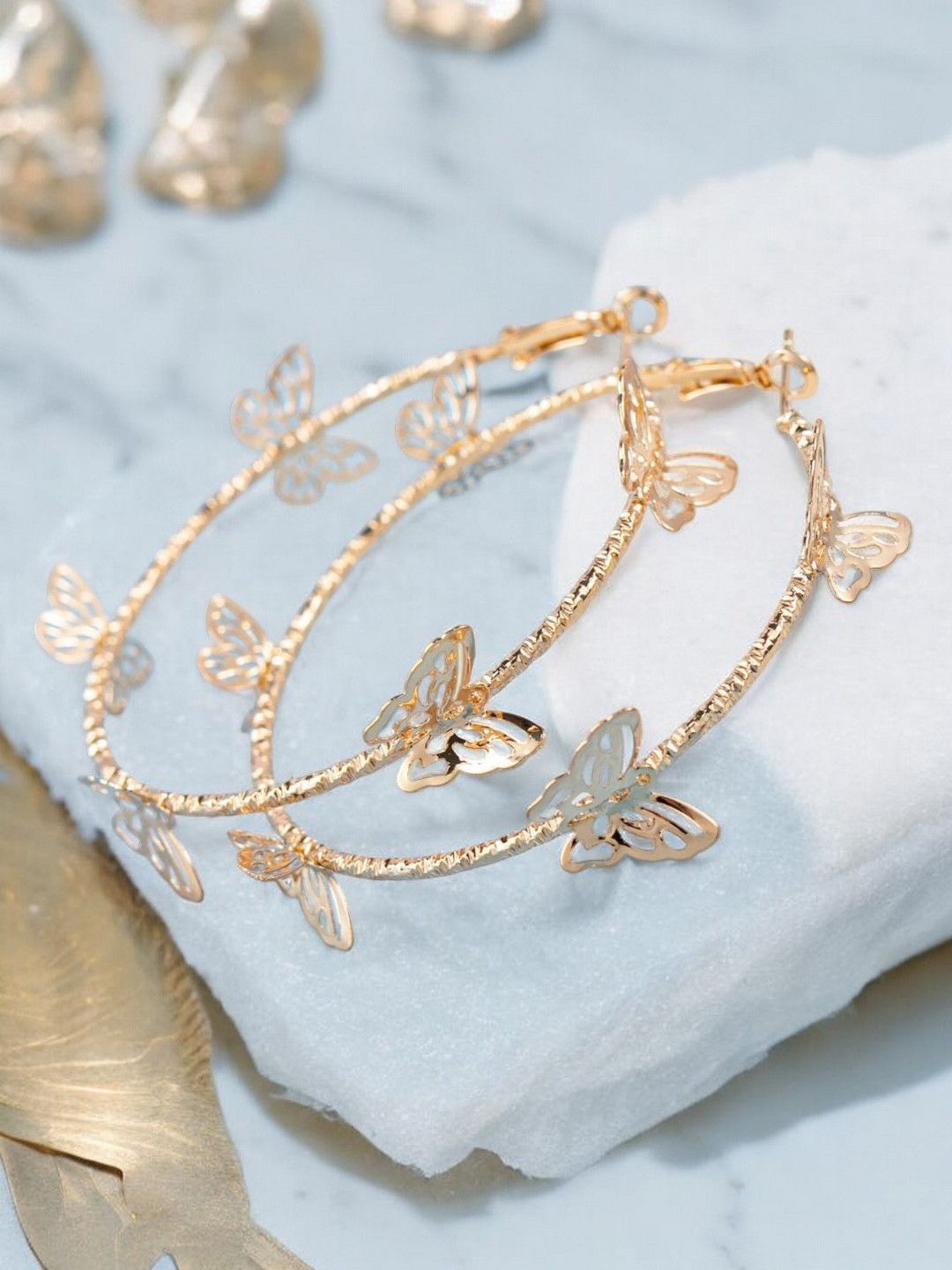 

DressBerry Butterfly Shaped Contemporary Drop Earrings, Gold
