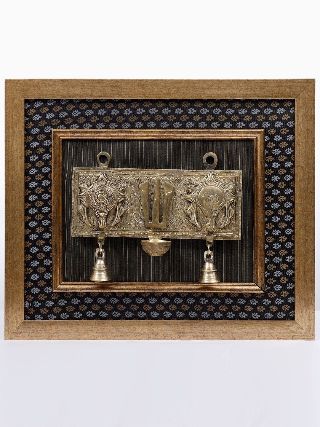 

Exotic India 19" Wood Framed Vaishnava Symbol (Chakra, Tilak and Shankh) with Bells & Diya, Gold