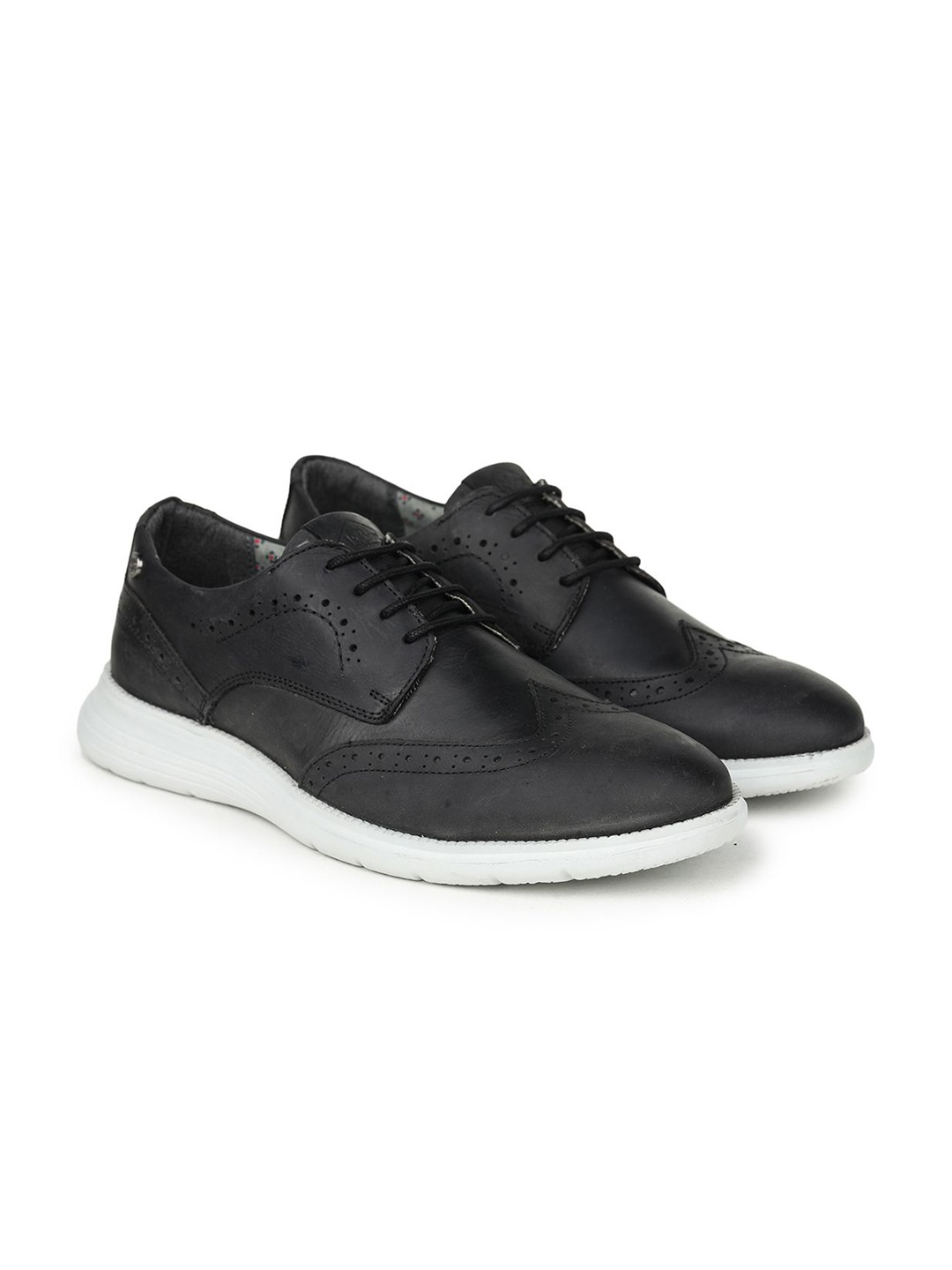 

Lee Cooper Men Woven Design Round Toe Lightweight Leather Brogues, Black