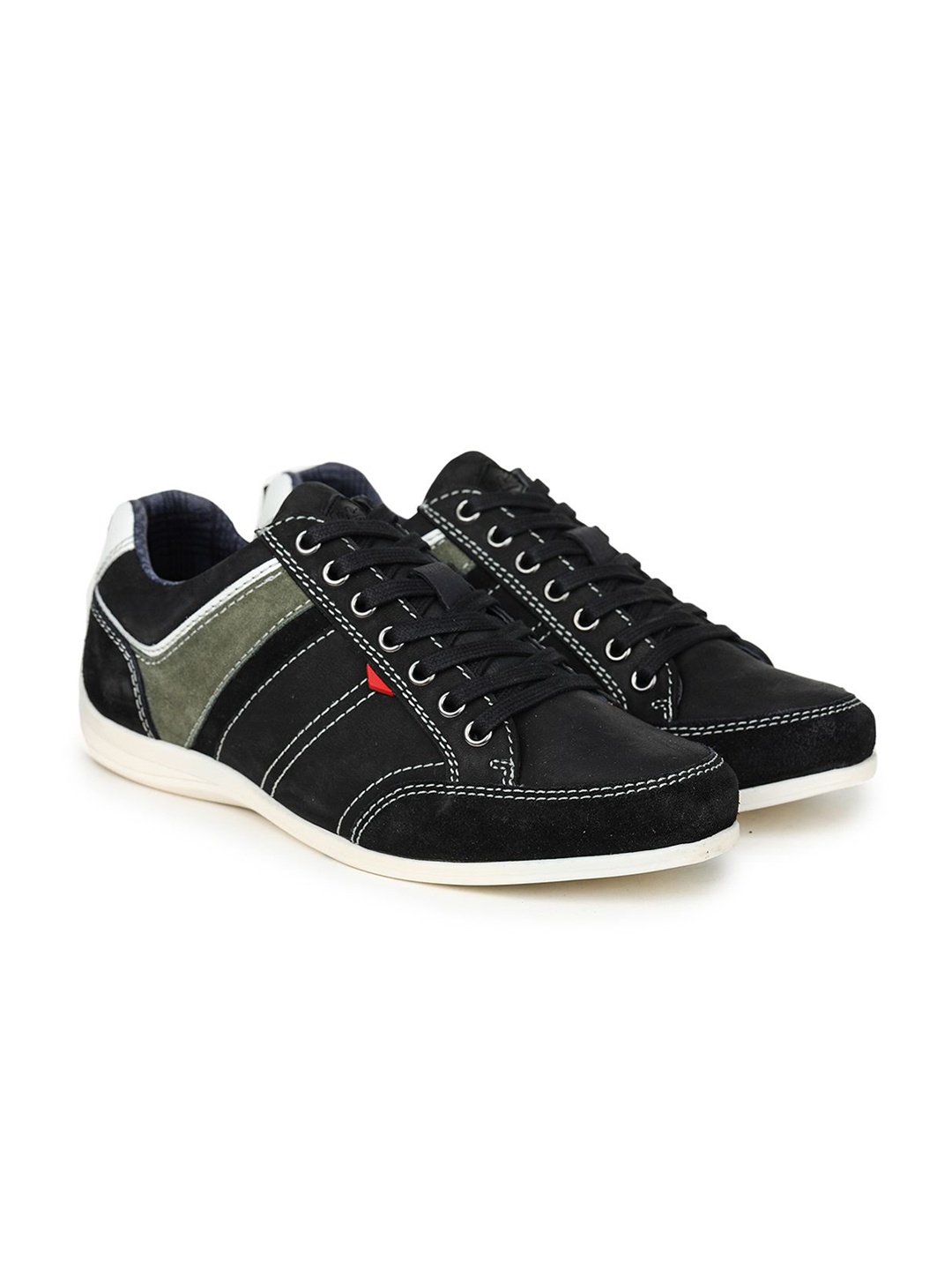 

Lee Cooper Men Leather Lace Up Sneakers, Black