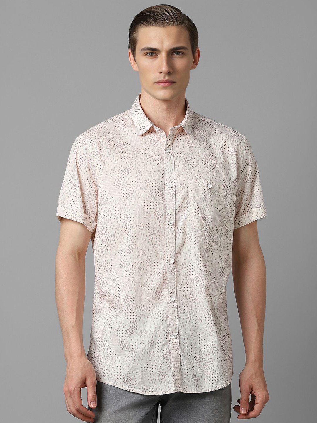 

Louis Philippe Jeans Men Slim Fit Opaque Printed Casual Shirt, Beige