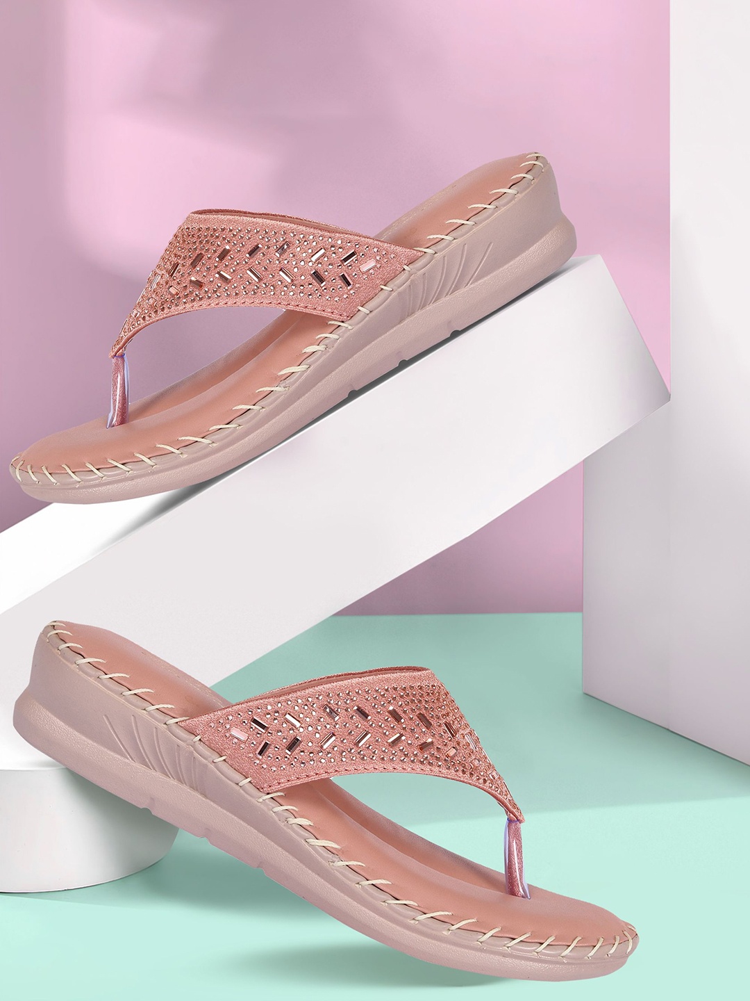 

BIG BIRD Embellished Flatform Heeled Sandals, Pink