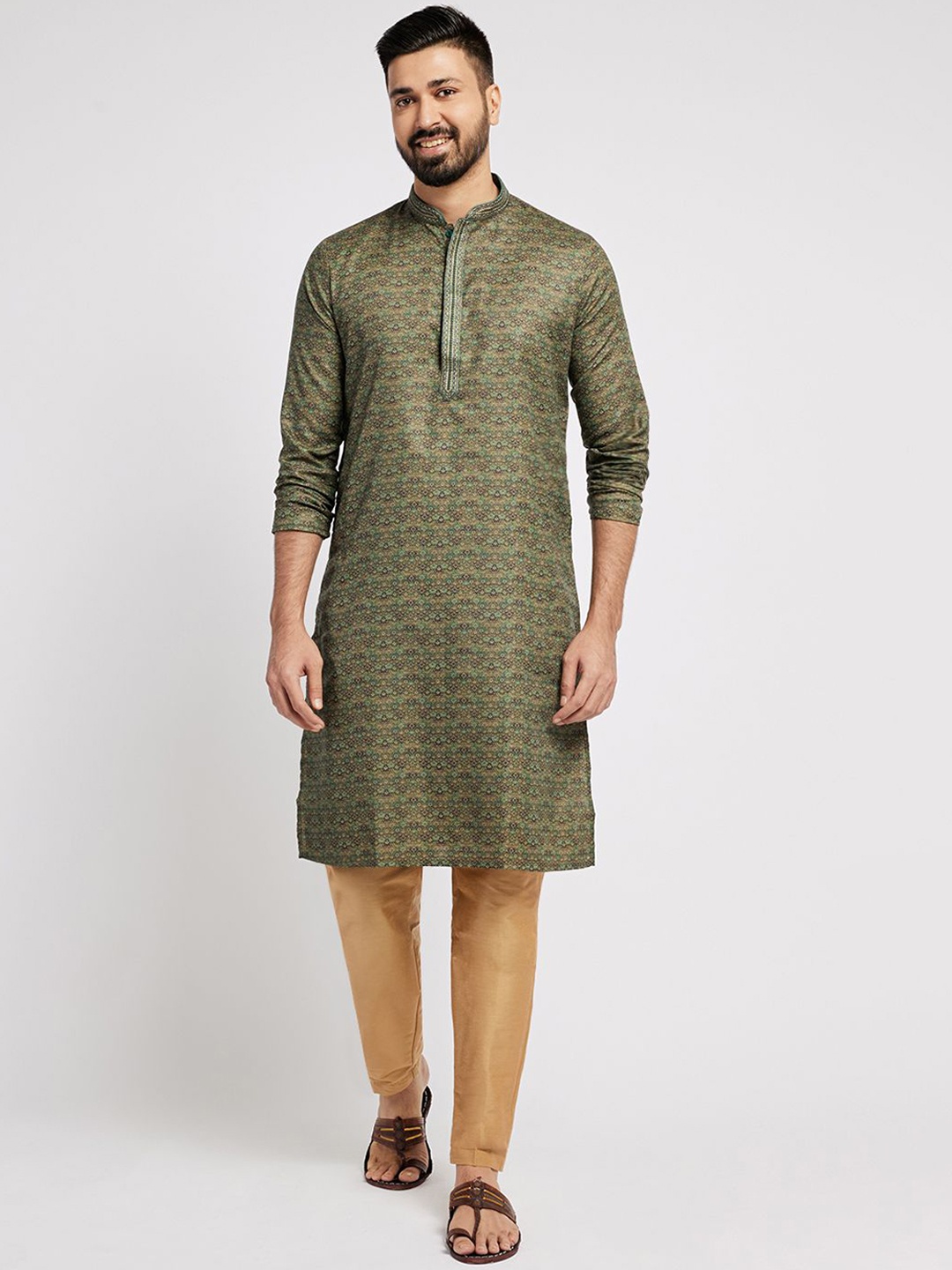 

Ethnic India Floral Printed Mandarin Collar Zari Straight Kurta, Green