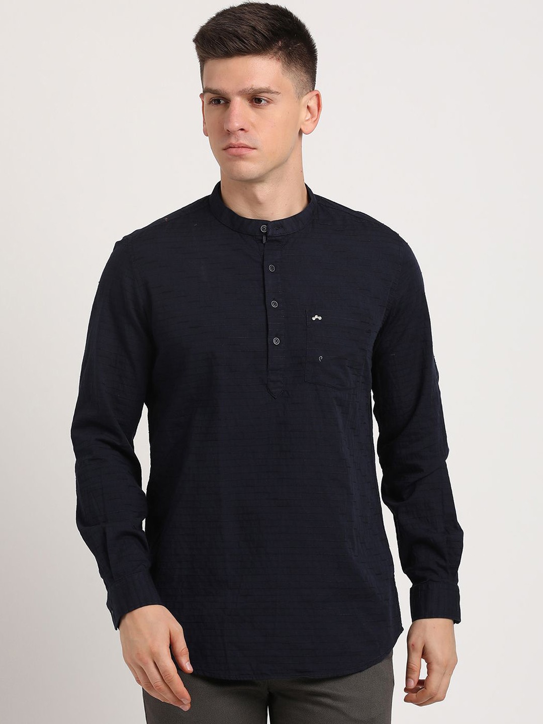 

Turtle Striped Embroidered Thread Work Mandarin Collar Pure Cotton Straight Kurta, Navy blue