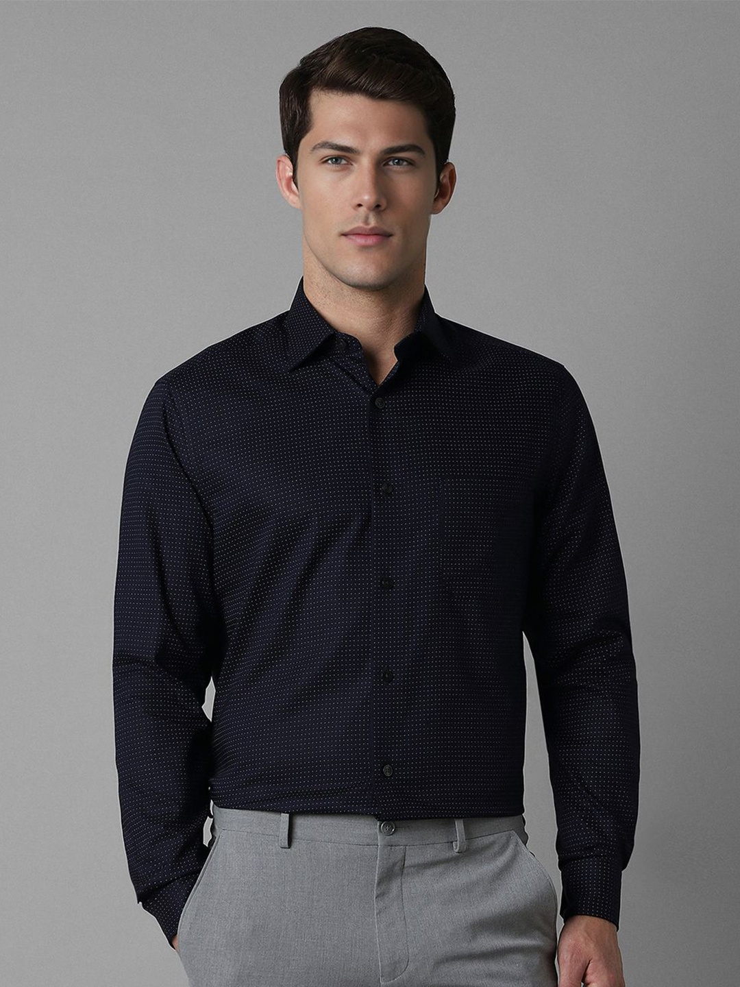 

Louis Philippe Men Opaque Formal Shirt, Navy blue