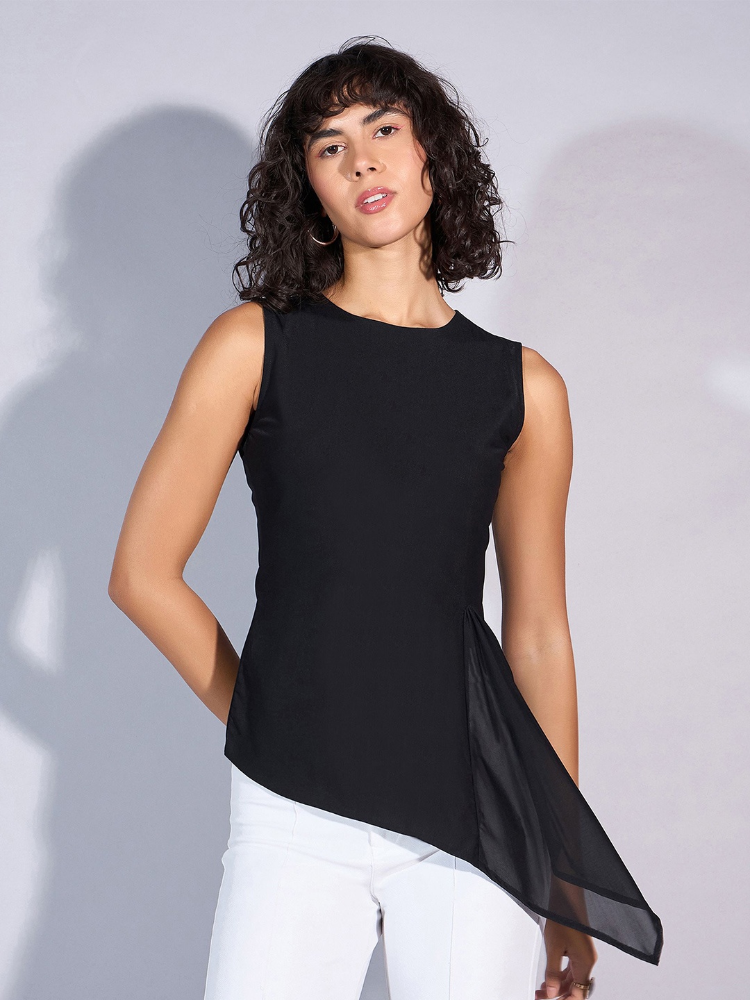 

SASSAFRAS Ruffles Net Top, Black