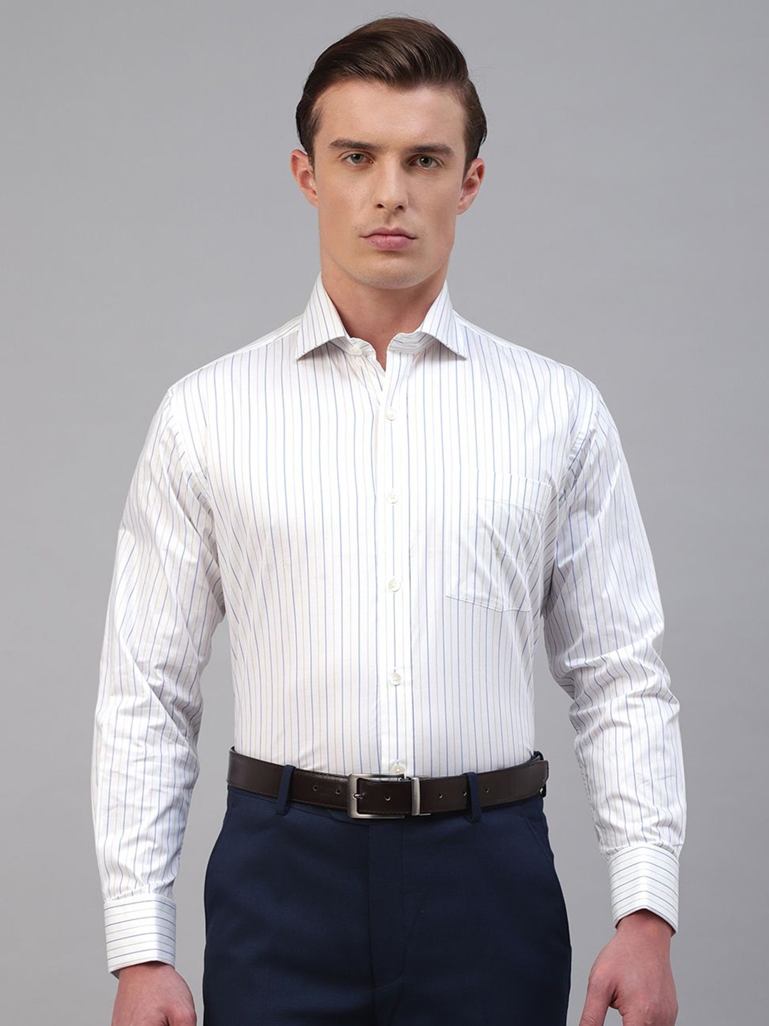 

Givo Men Opaque Striped Formal Shirt, Blue