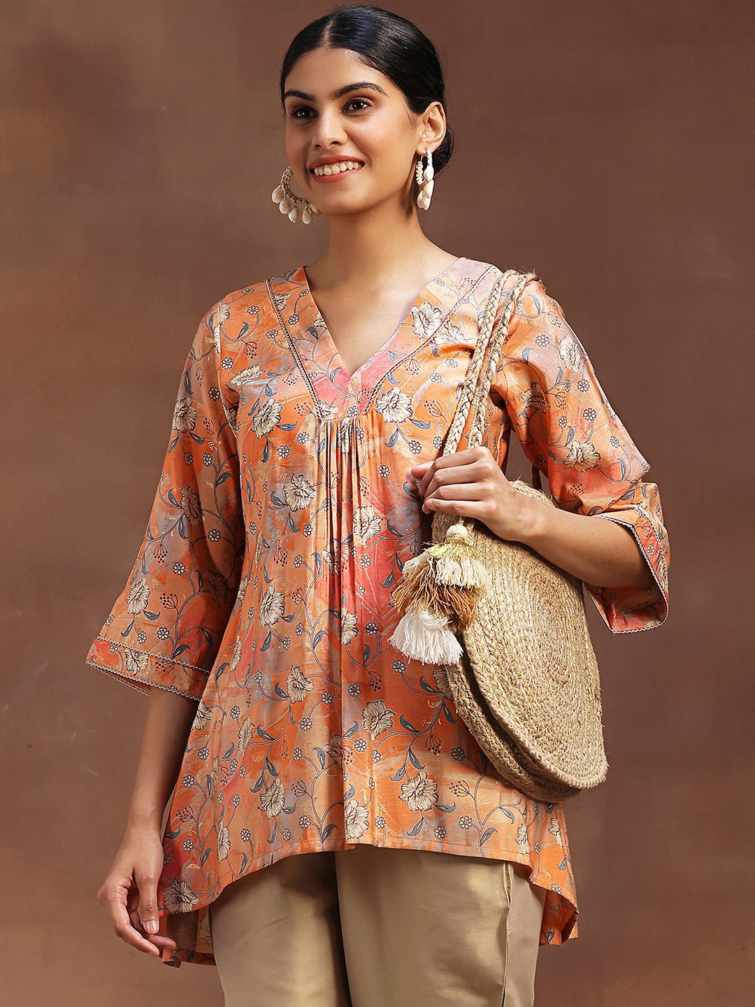 

Libas Floral Printed V-Neck Flared Sleeves Pleated Kurti, Peach