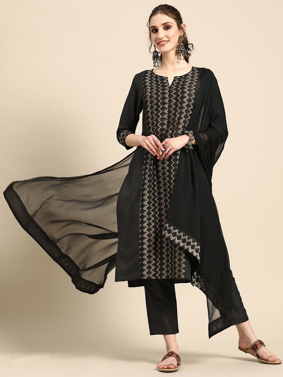 

all about you Chevron Printed Regular Straight Kurta With Palazzos & Dupatta, Black