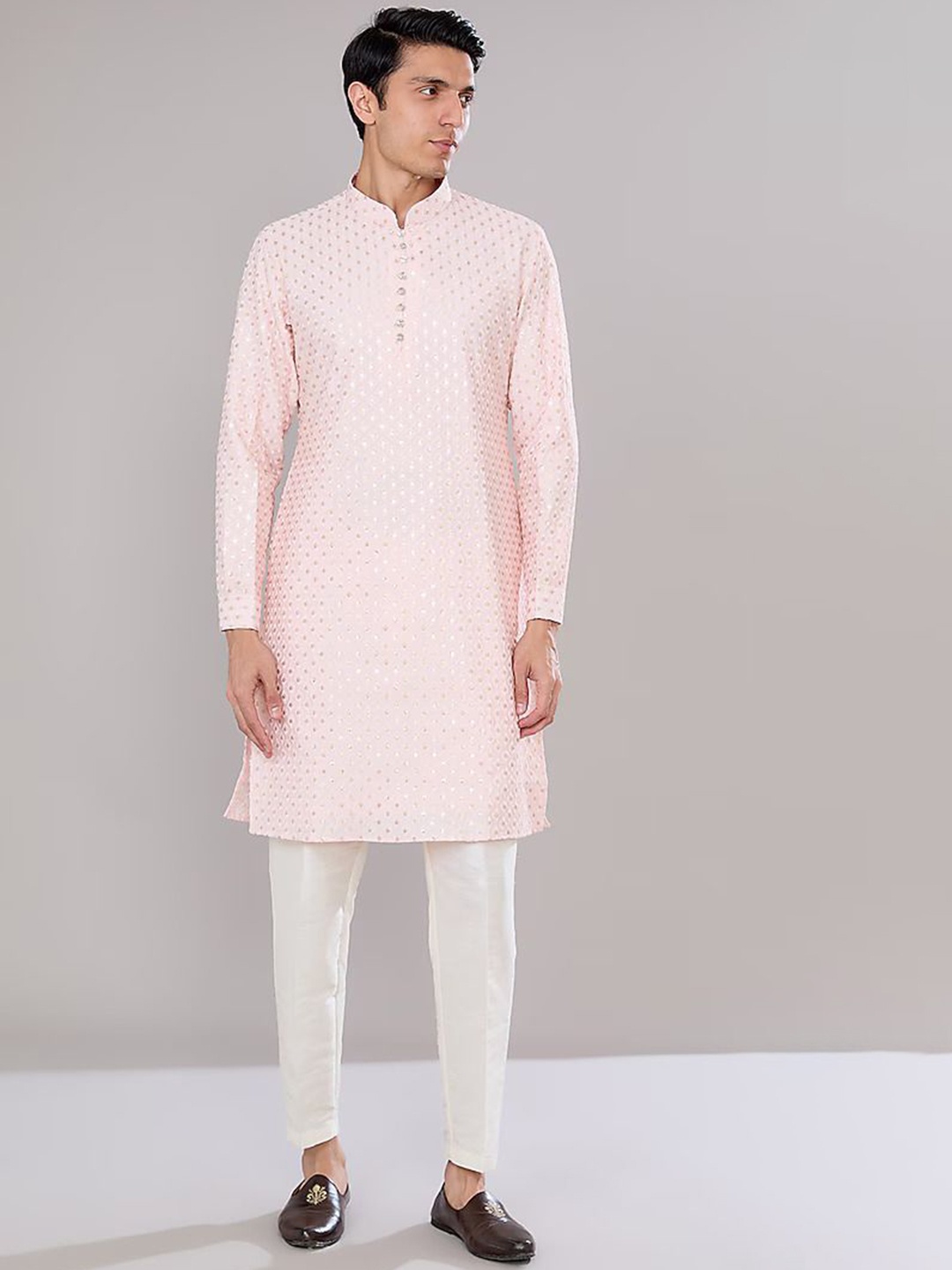 

RNG Safawala Geometric Embroidered Sequinned Raw Silk Straight Kurta With Trousers, Pink