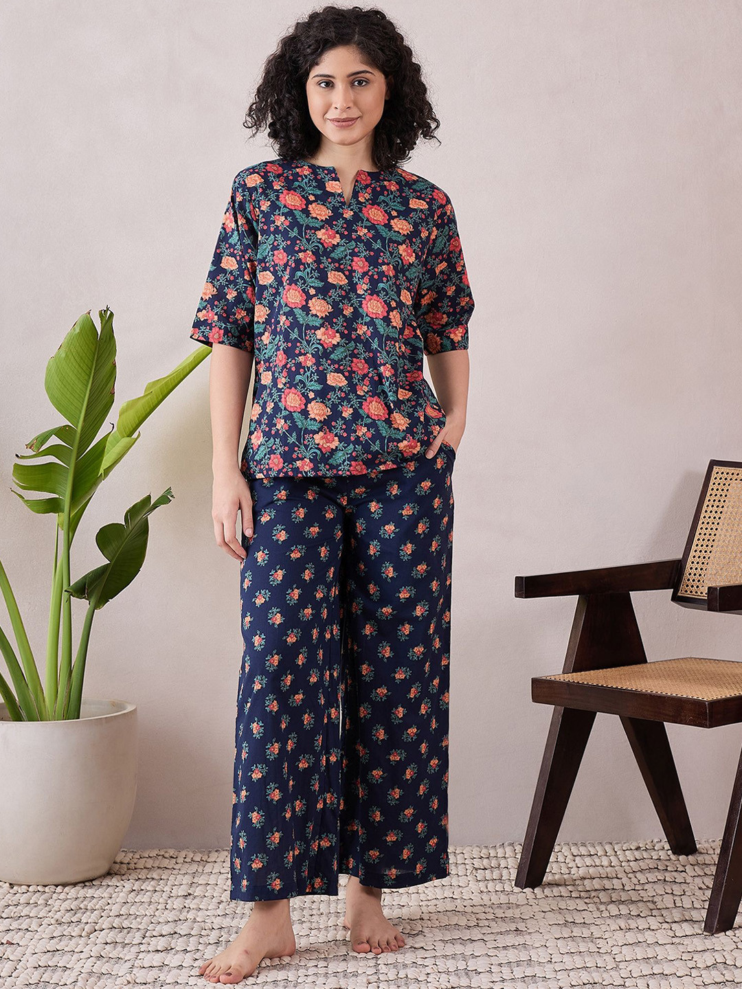 

July Women Printed Night suit, Navy blue