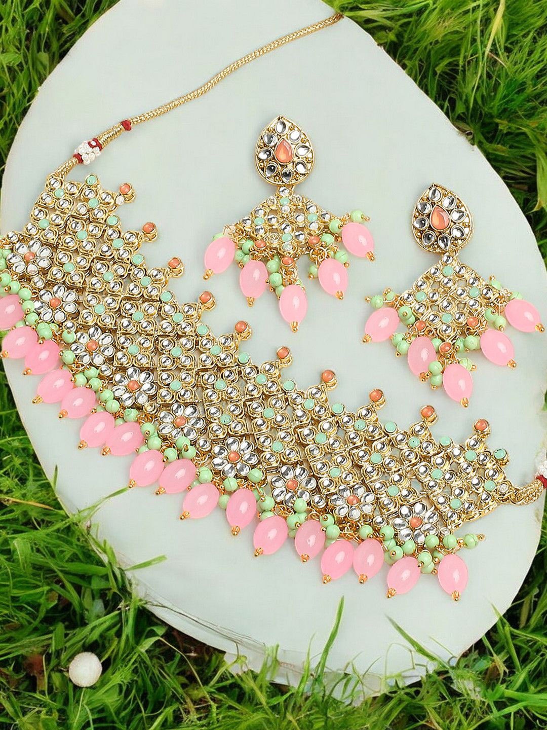 

Anouk Gold Plated Kundan Studded Jewellery Set